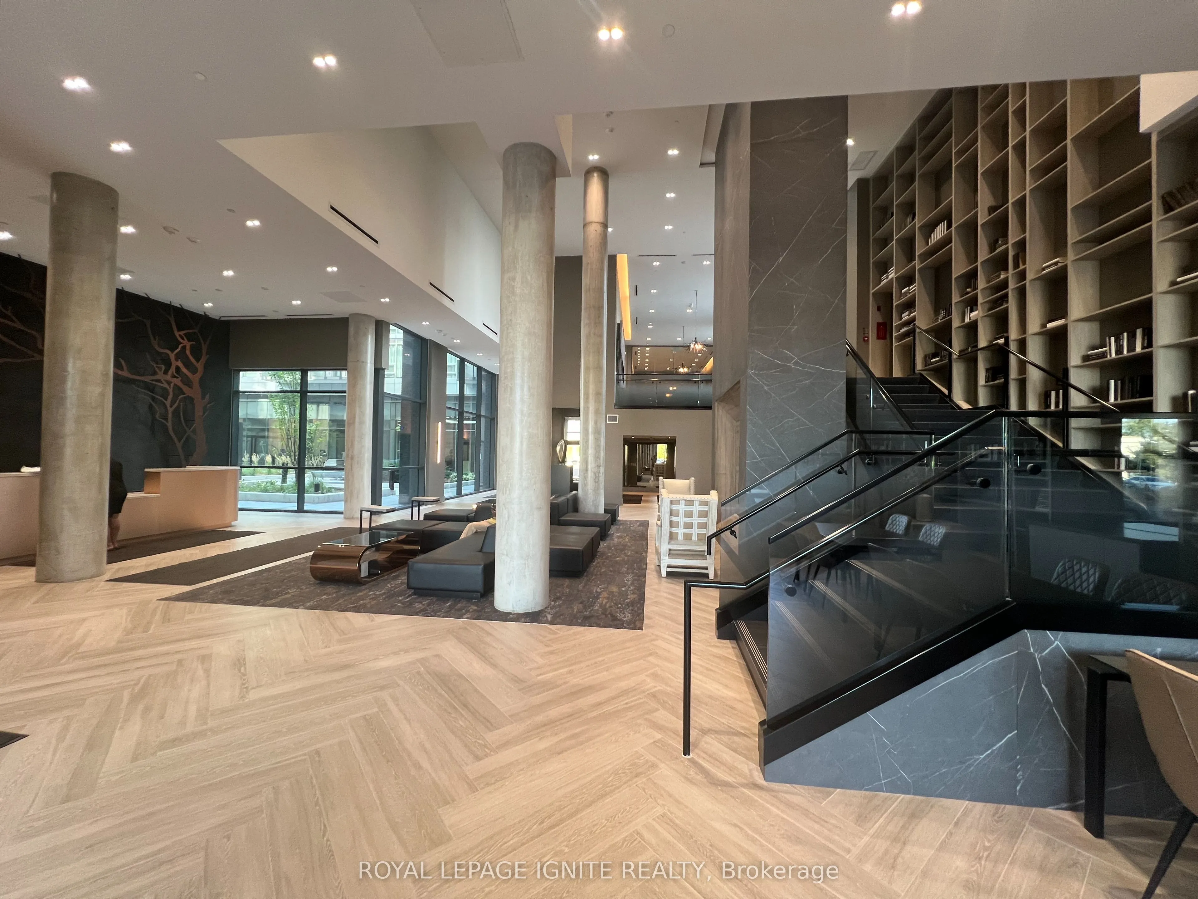 2450 Old Bronte Road, #518