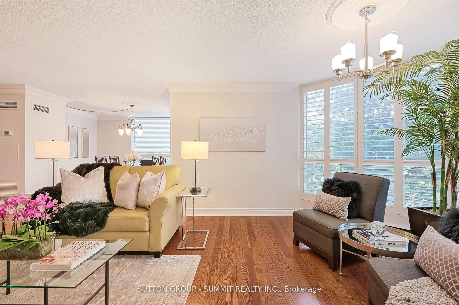 55 KINGSBRIDGE GARDEN Circle, #209