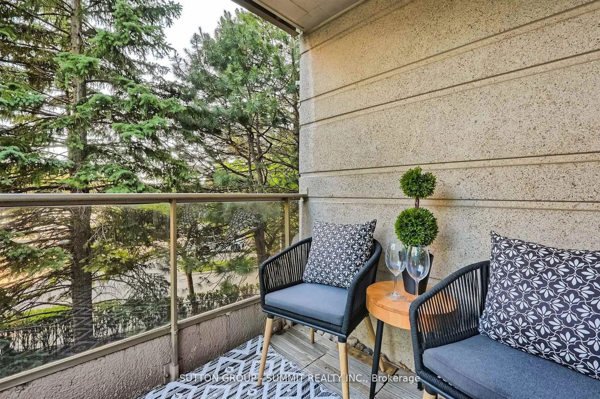 55 KINGSBRIDGE GARDEN Circle, #209