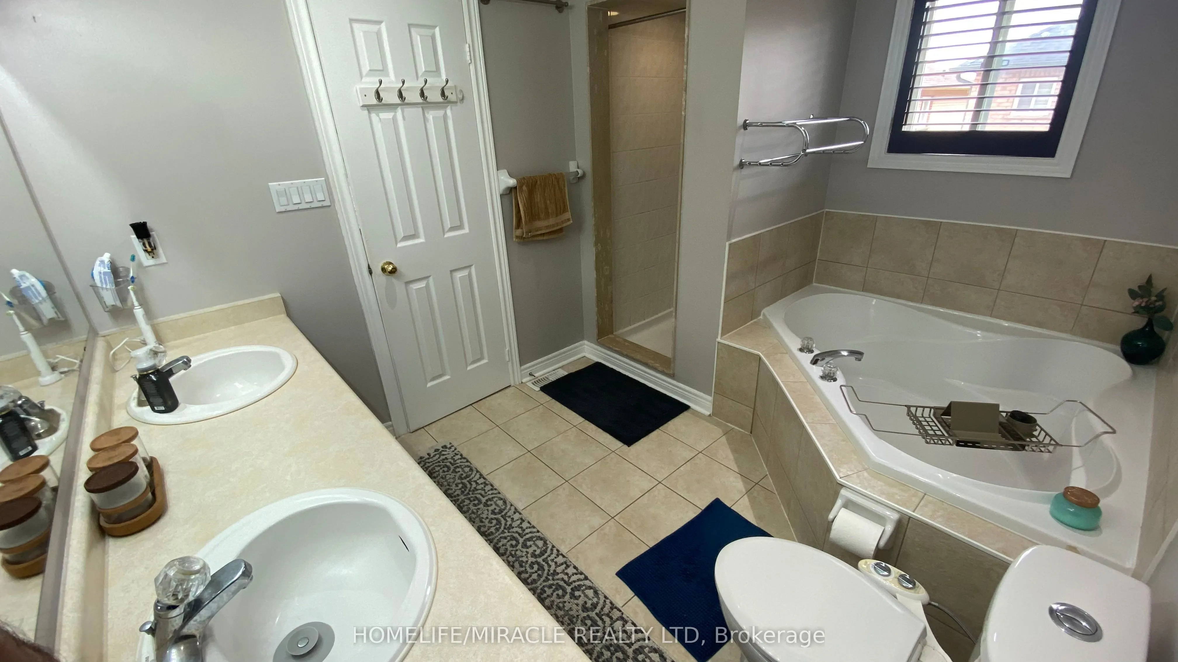 9 Fairhill Avenue, ##upper