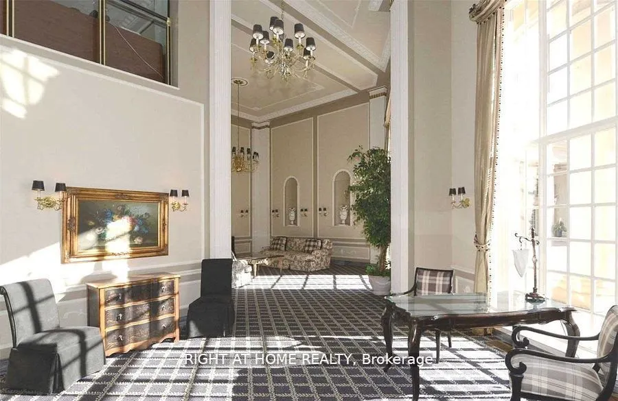 2285 Lake Shore Boulevard W, #2214