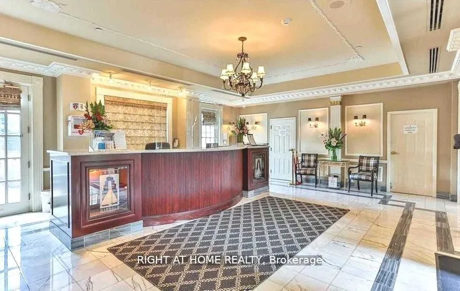 2285 Lake Shore Boulevard W, #2214