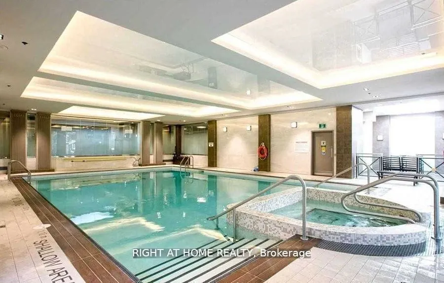 2285 Lake Shore Boulevard W, #2214