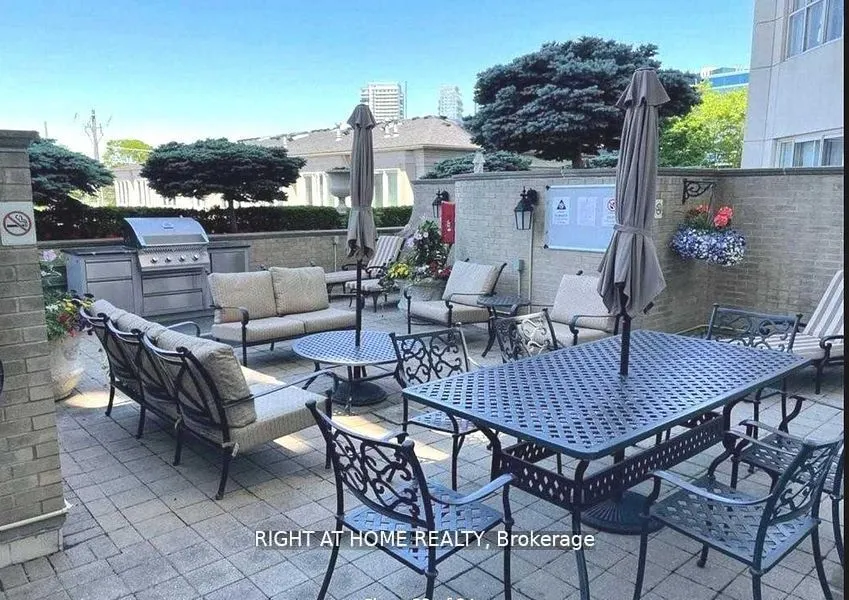 2285 Lake Shore Boulevard W, #2214