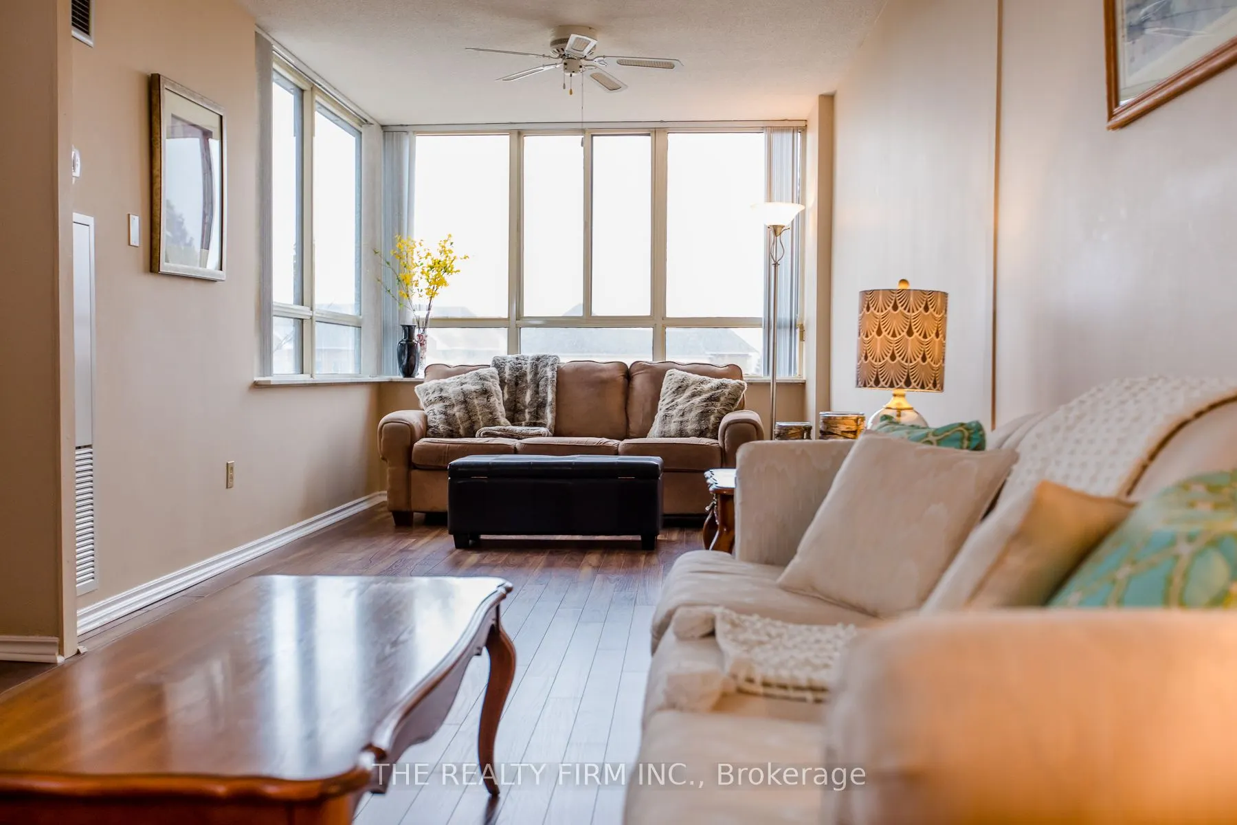 100 County Court Boulevard, #406