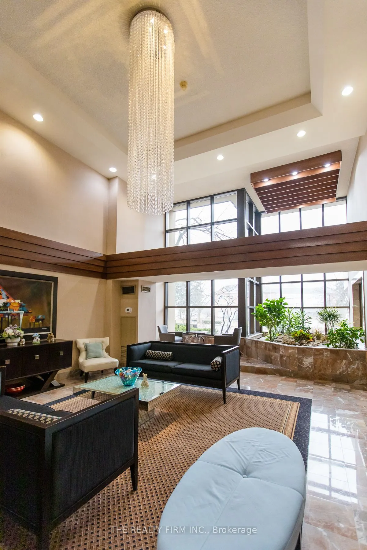 100 County Court Boulevard, #406