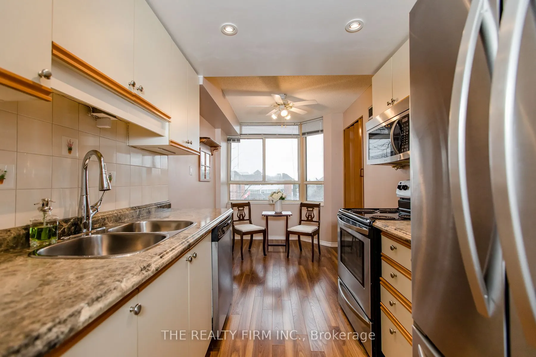 100 County Court Boulevard, #406