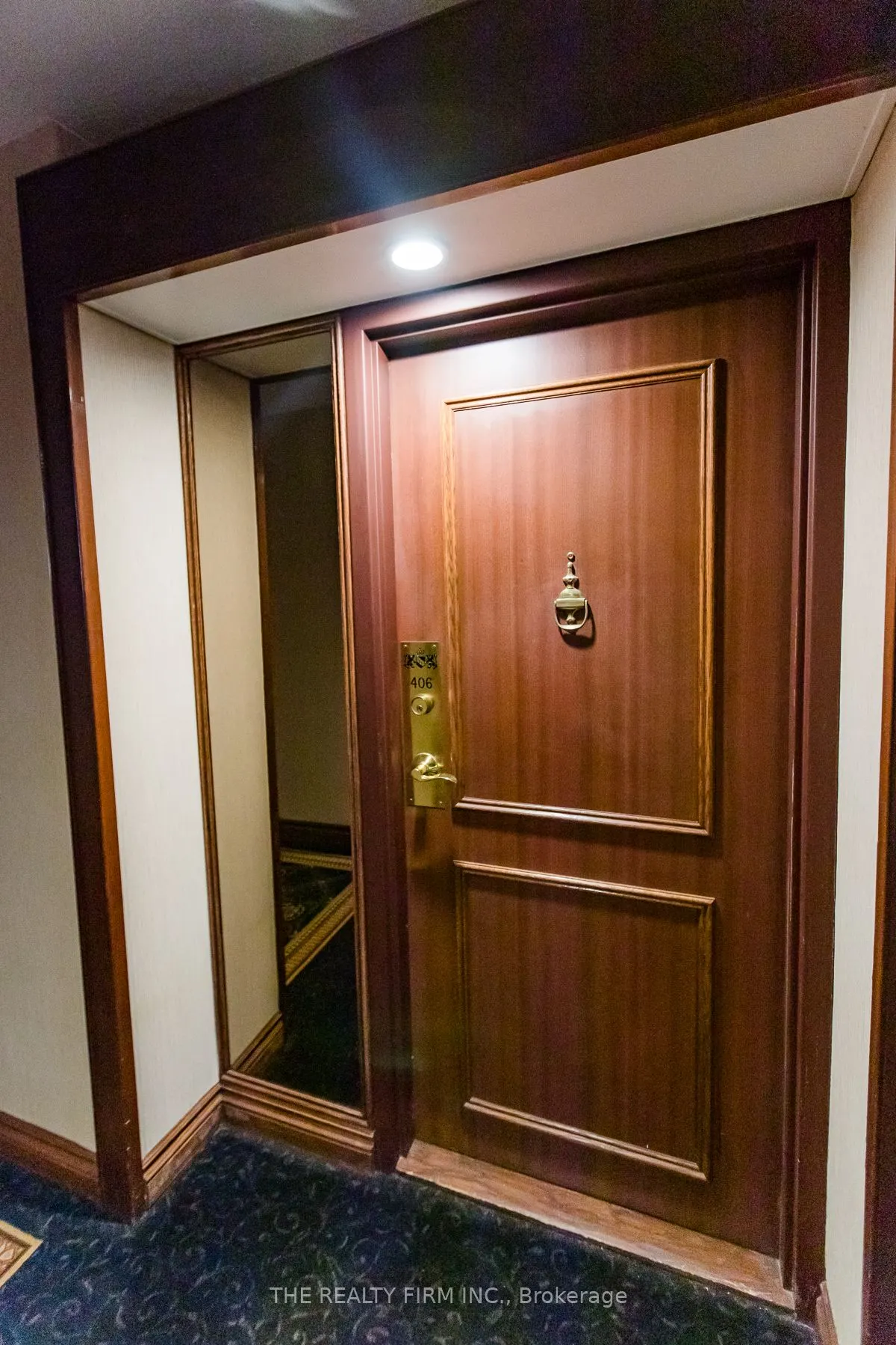 100 County Court Boulevard, #406