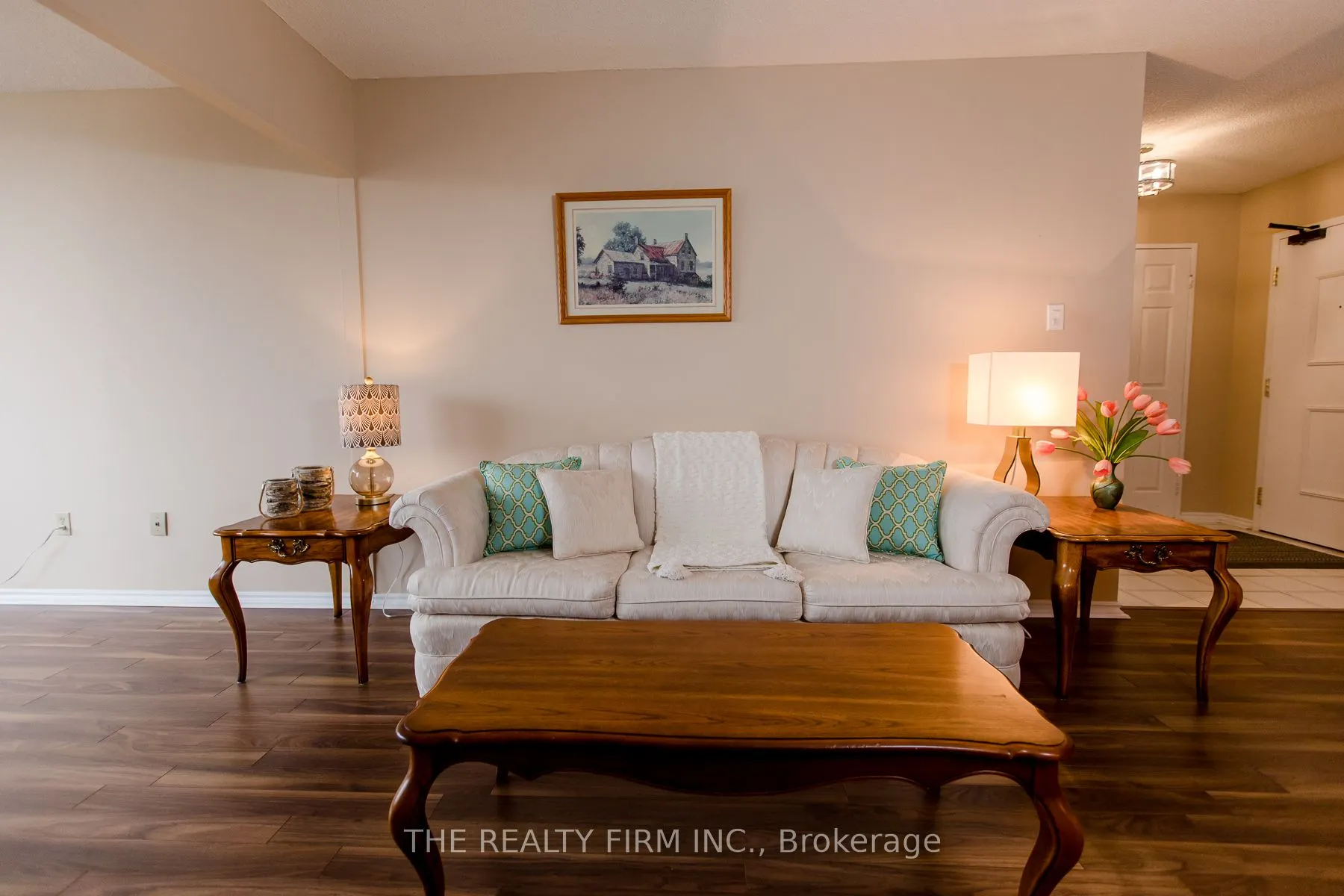 100 County Court Boulevard, #406