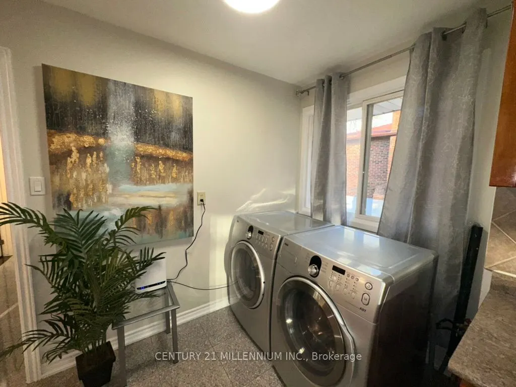 149 Manitou Crescent, #Upper