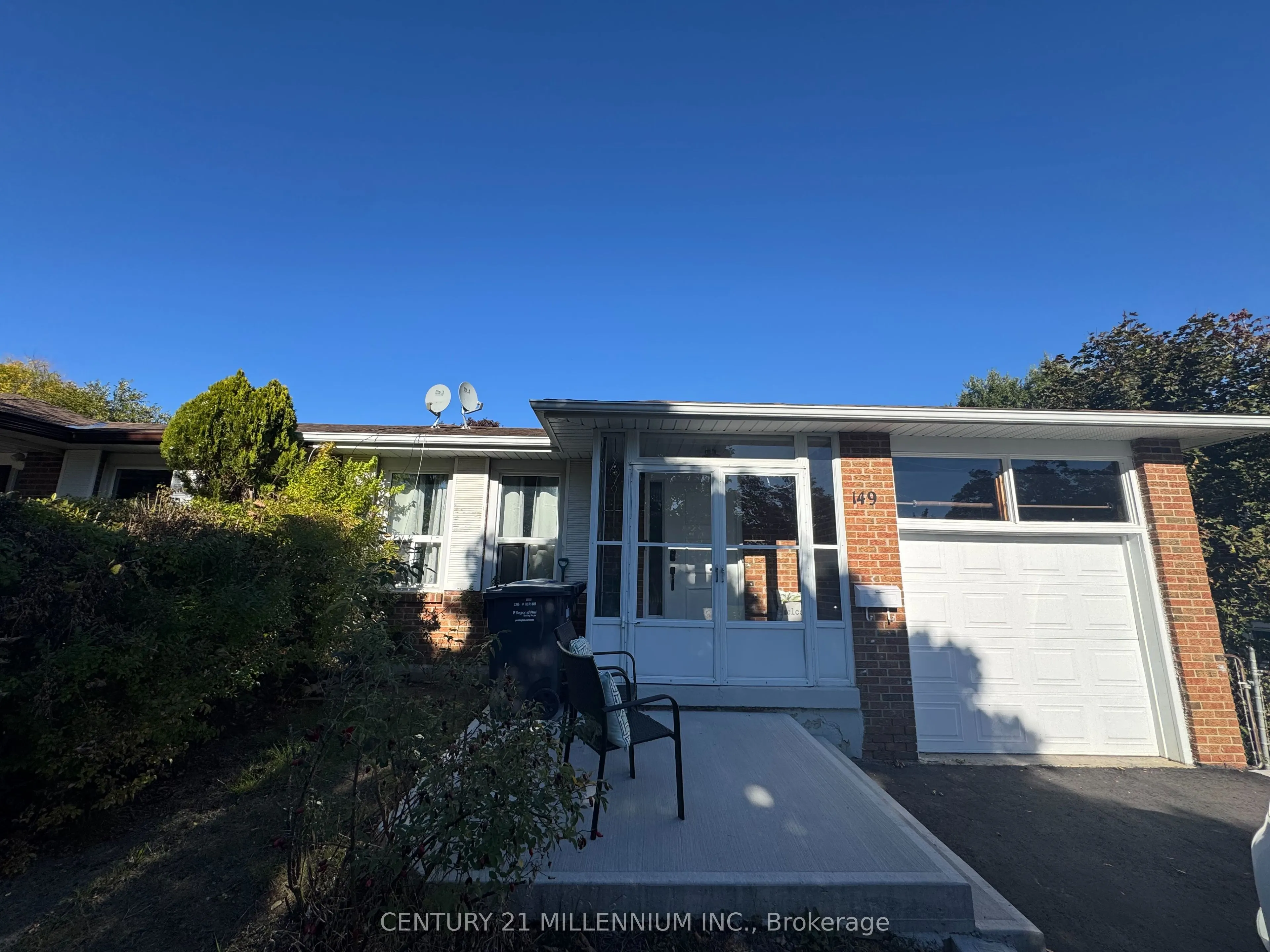 149 Manitou Crescent, #Upper