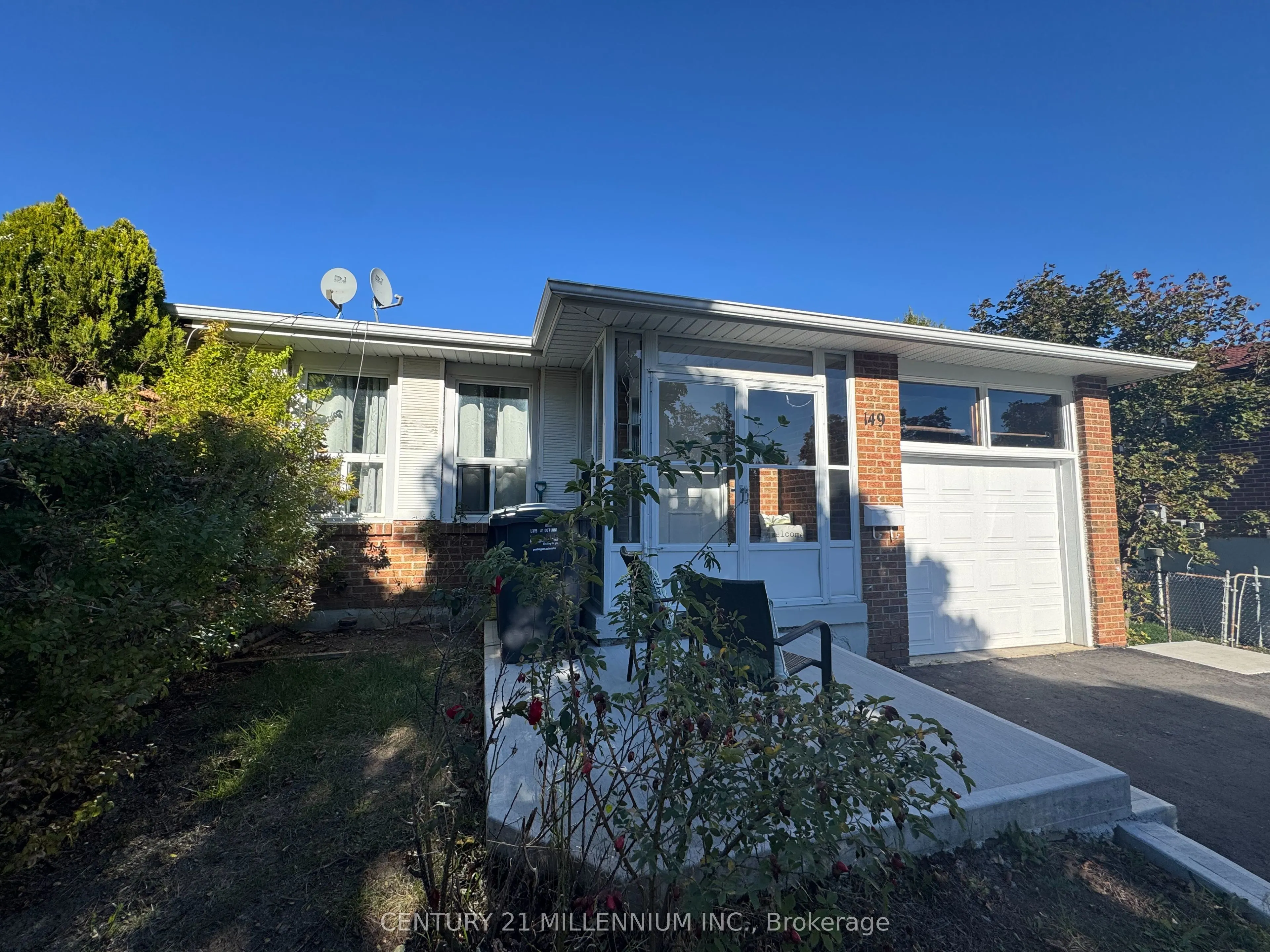 149 Manitou Crescent, #Upper