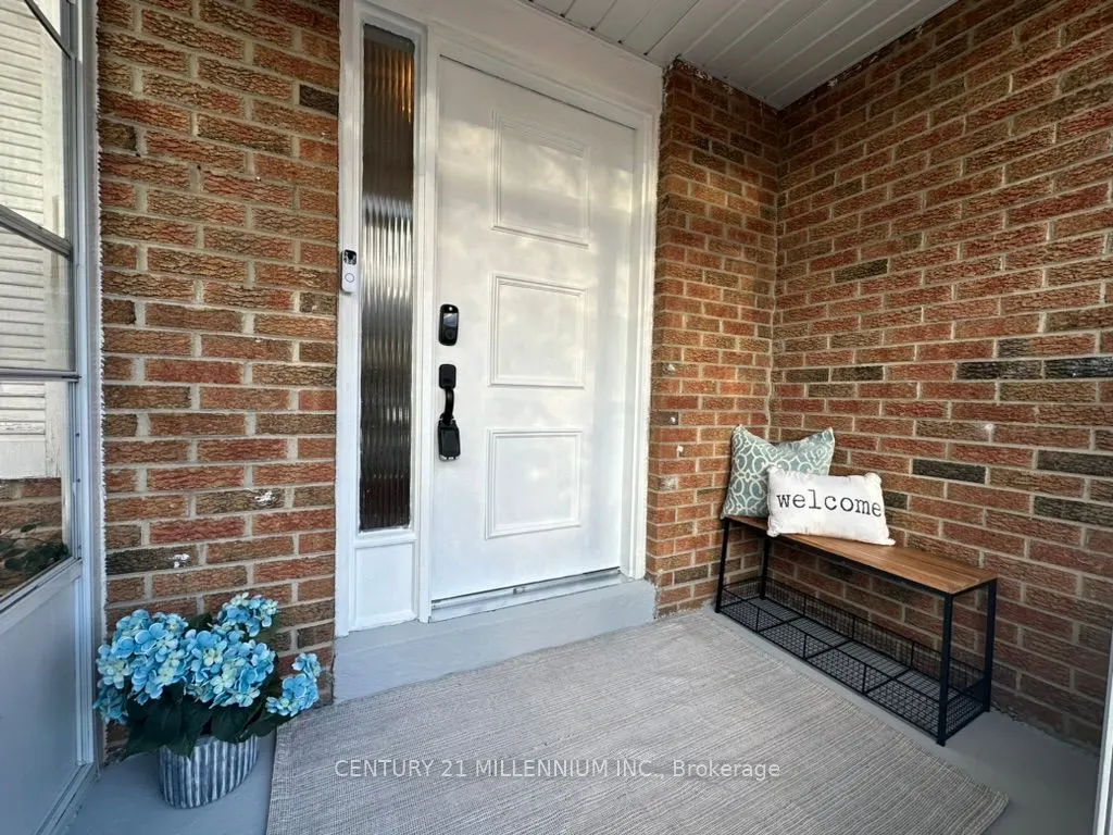 149 Manitou Crescent, #Upper