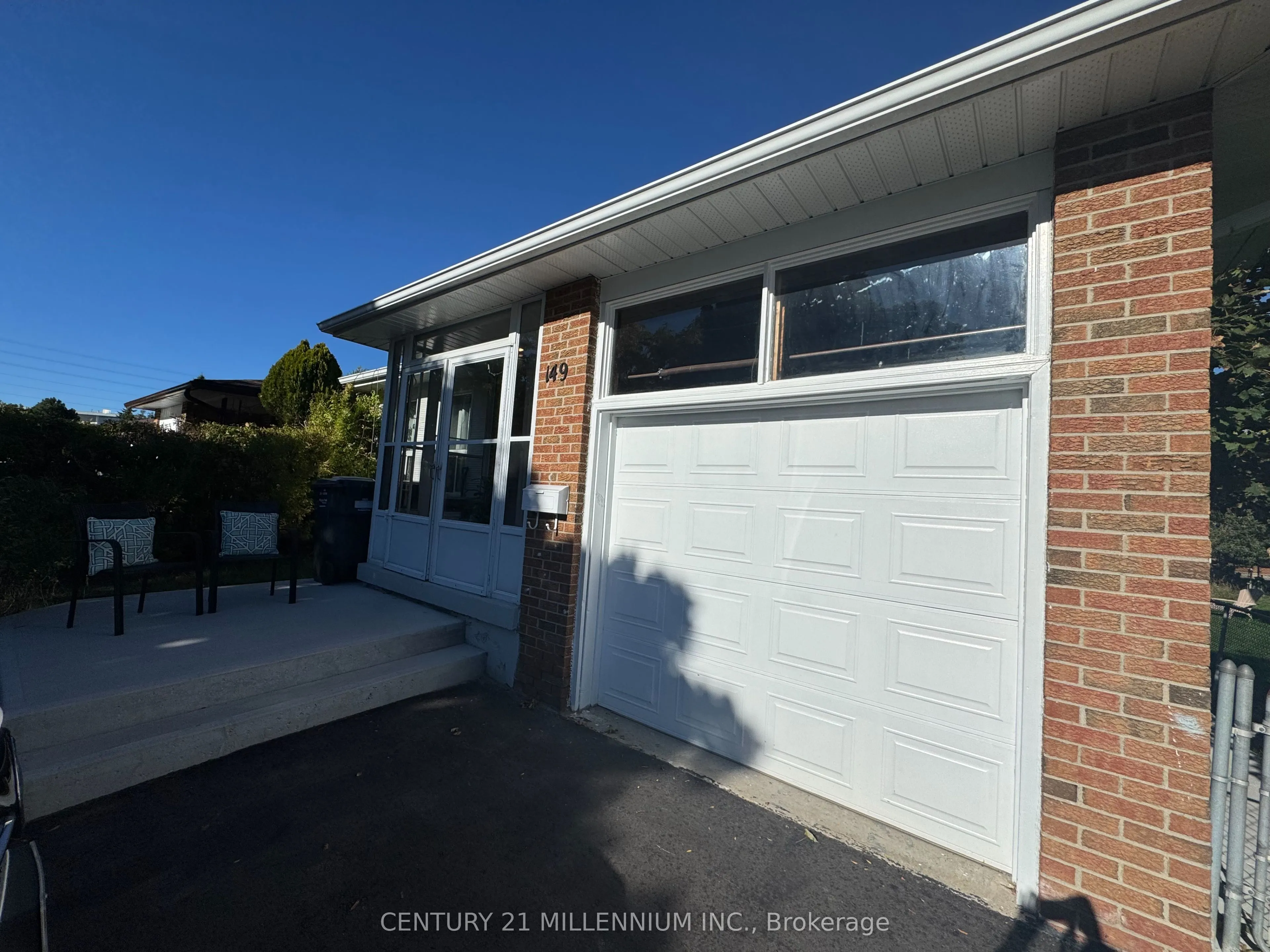 149 Manitou Crescent, #Upper