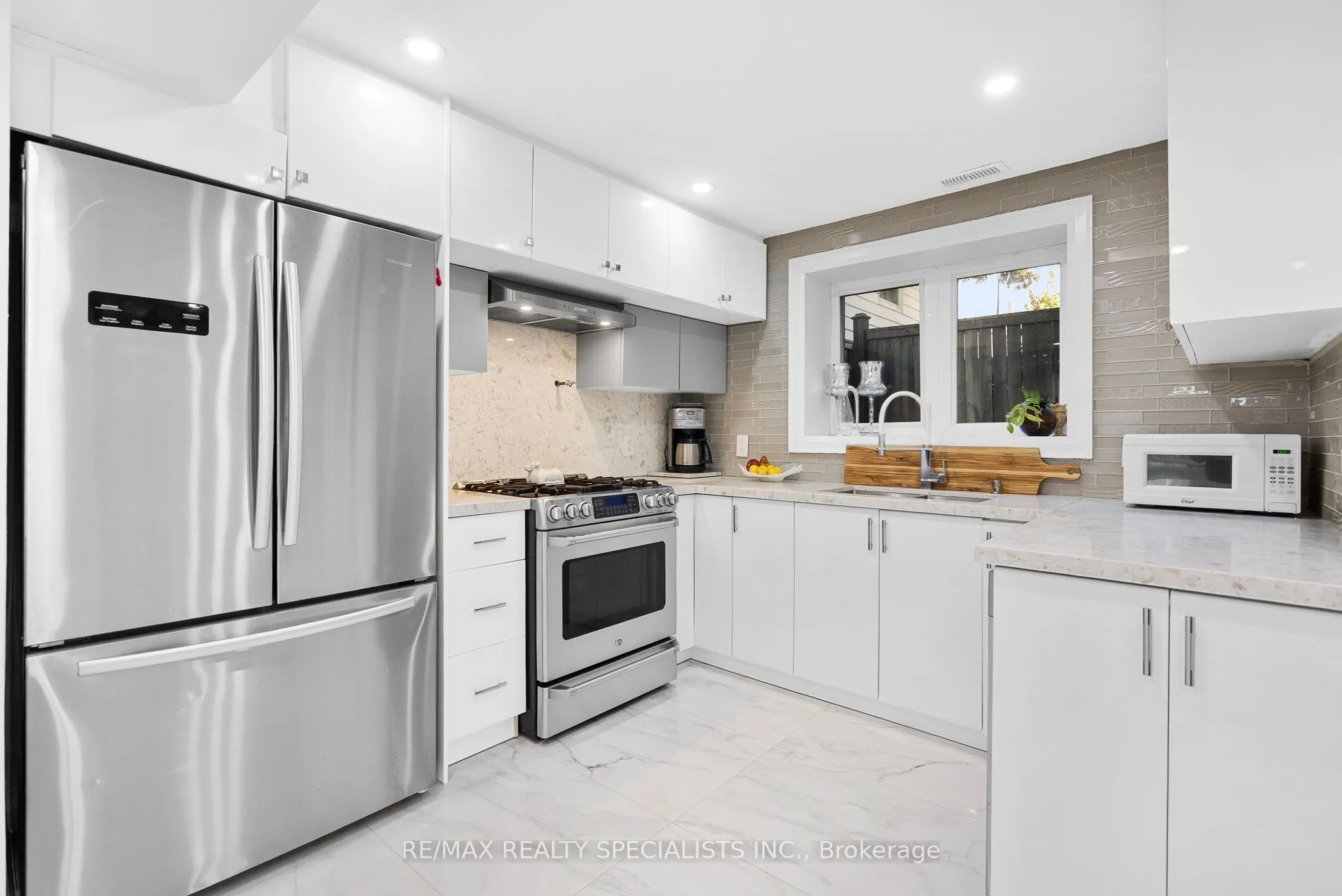 203 Pellatt Avenue, #LOWER