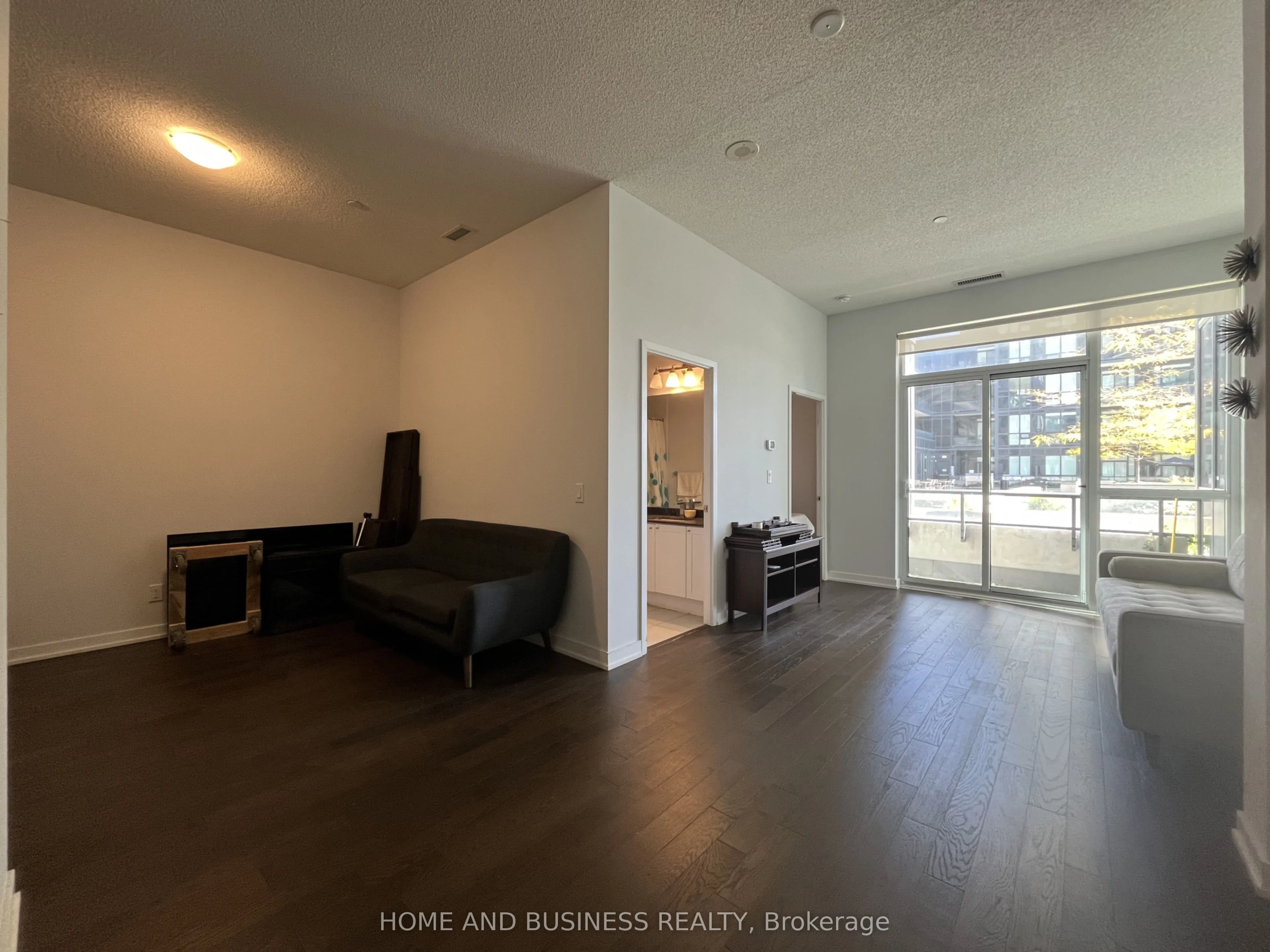 510 Curran Place, #402