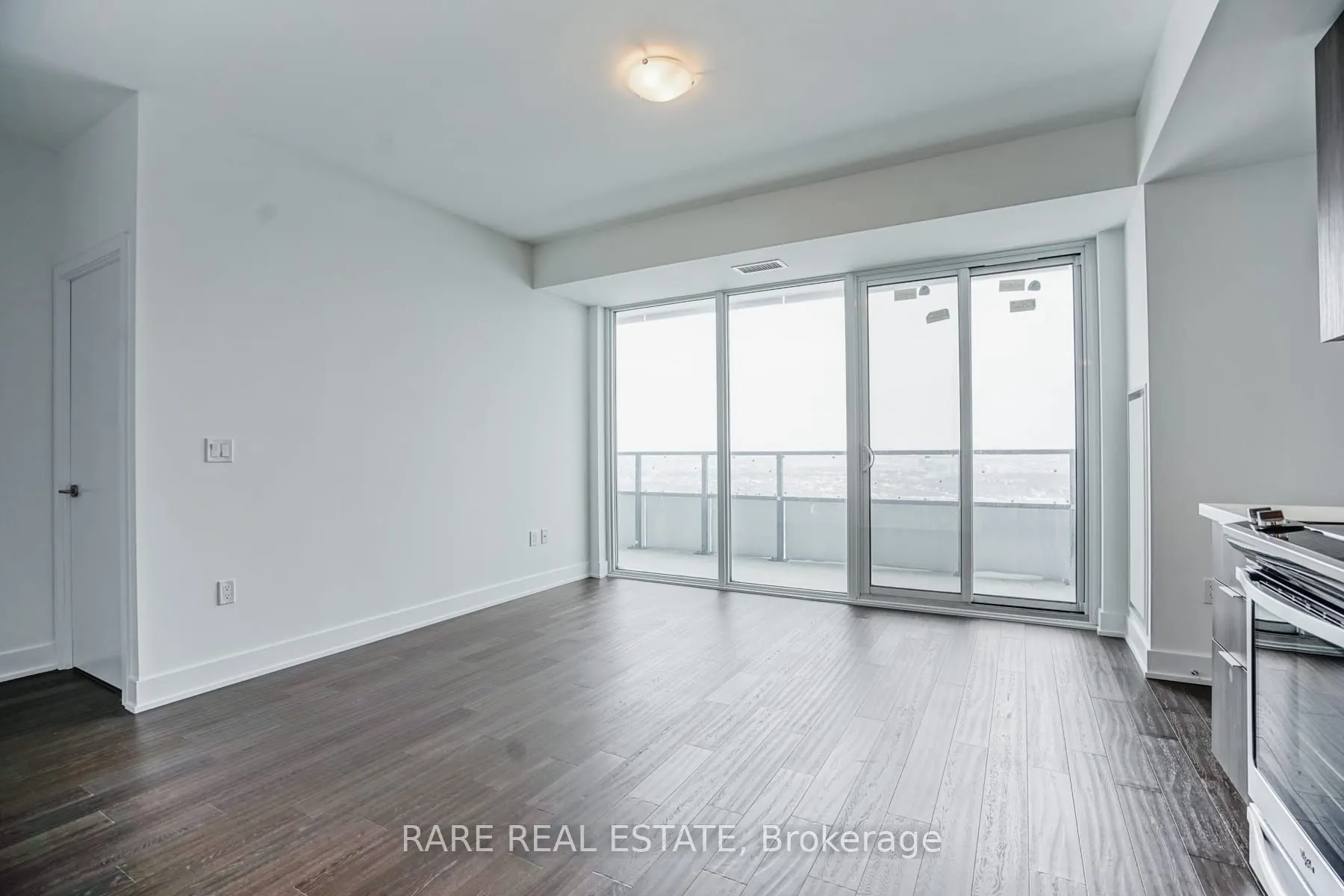 30 Shore Breeze Drive, #5902