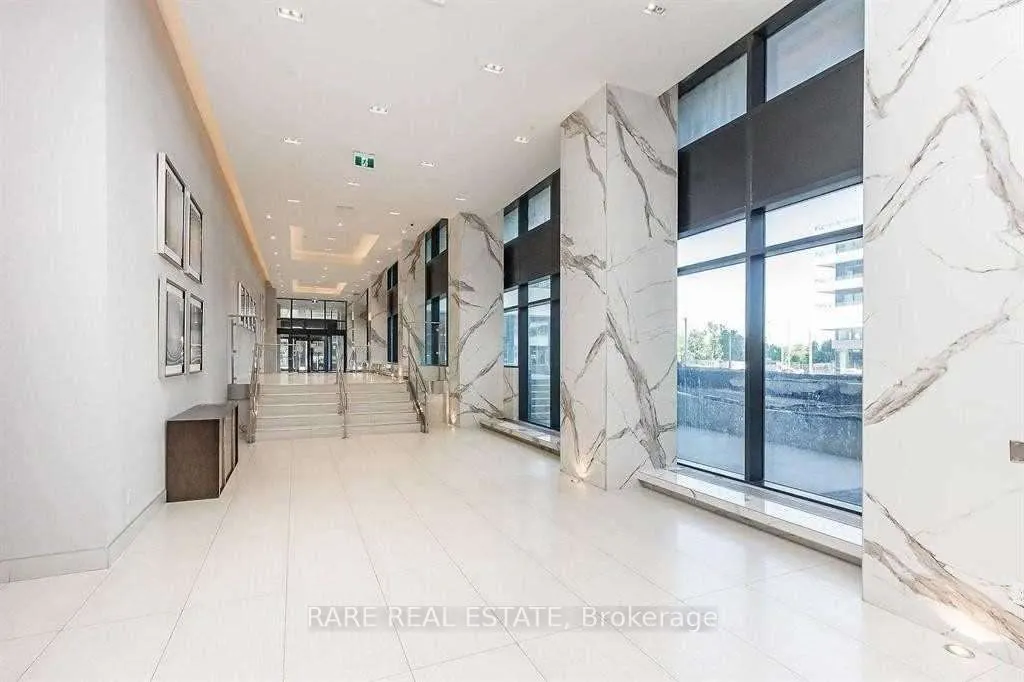 30 Shore Breeze Drive, #5902