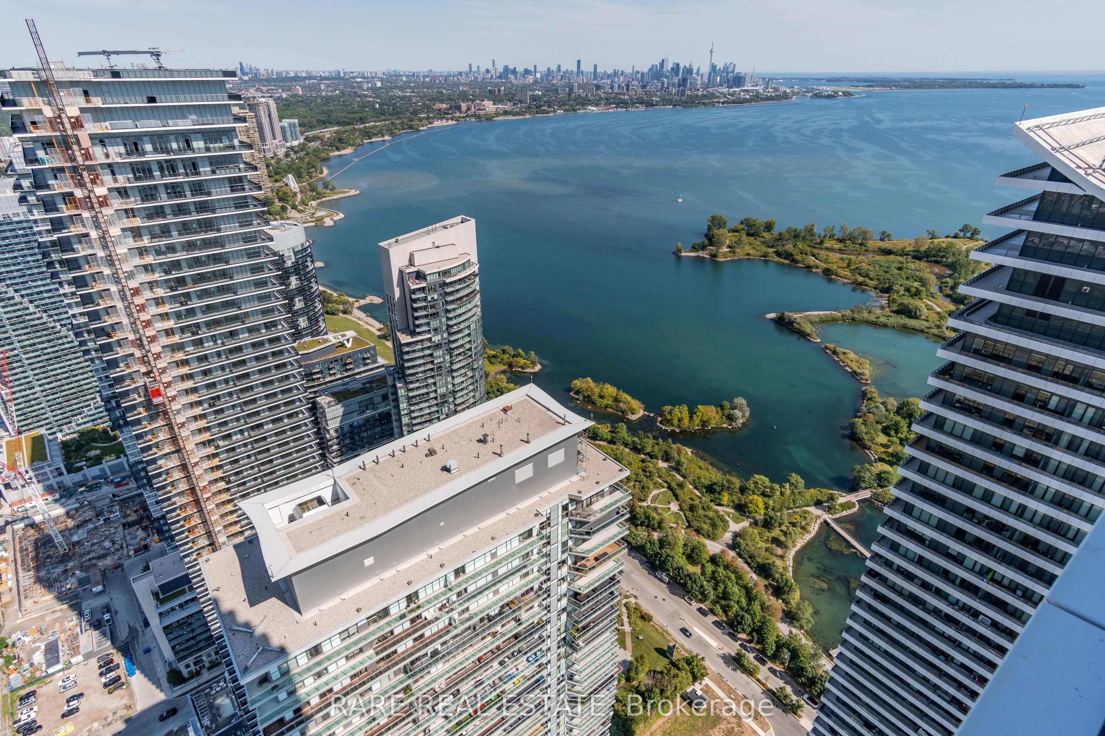 30 Shore Breeze Drive, #5902