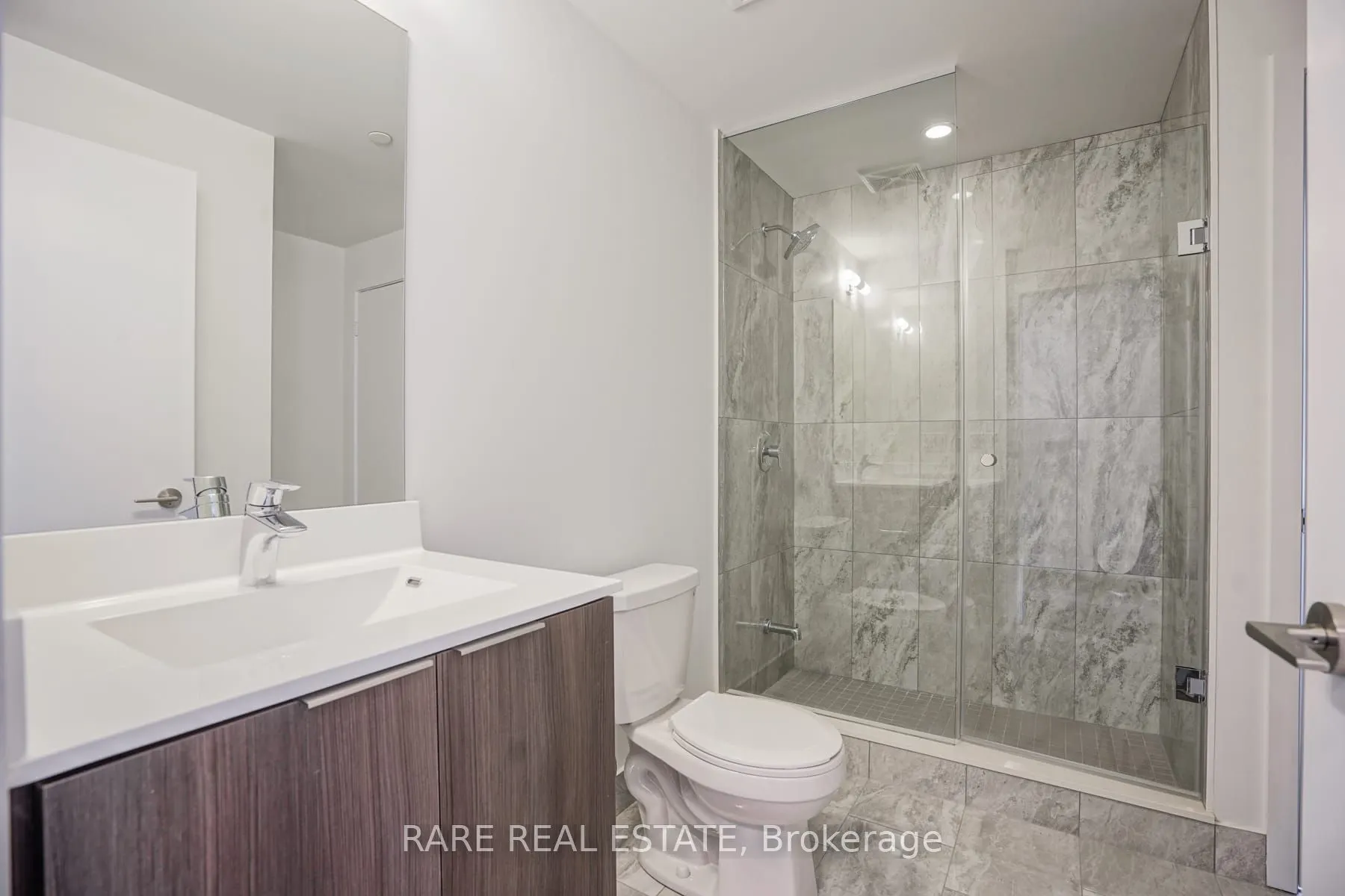 30 Shore Breeze Drive, #5902