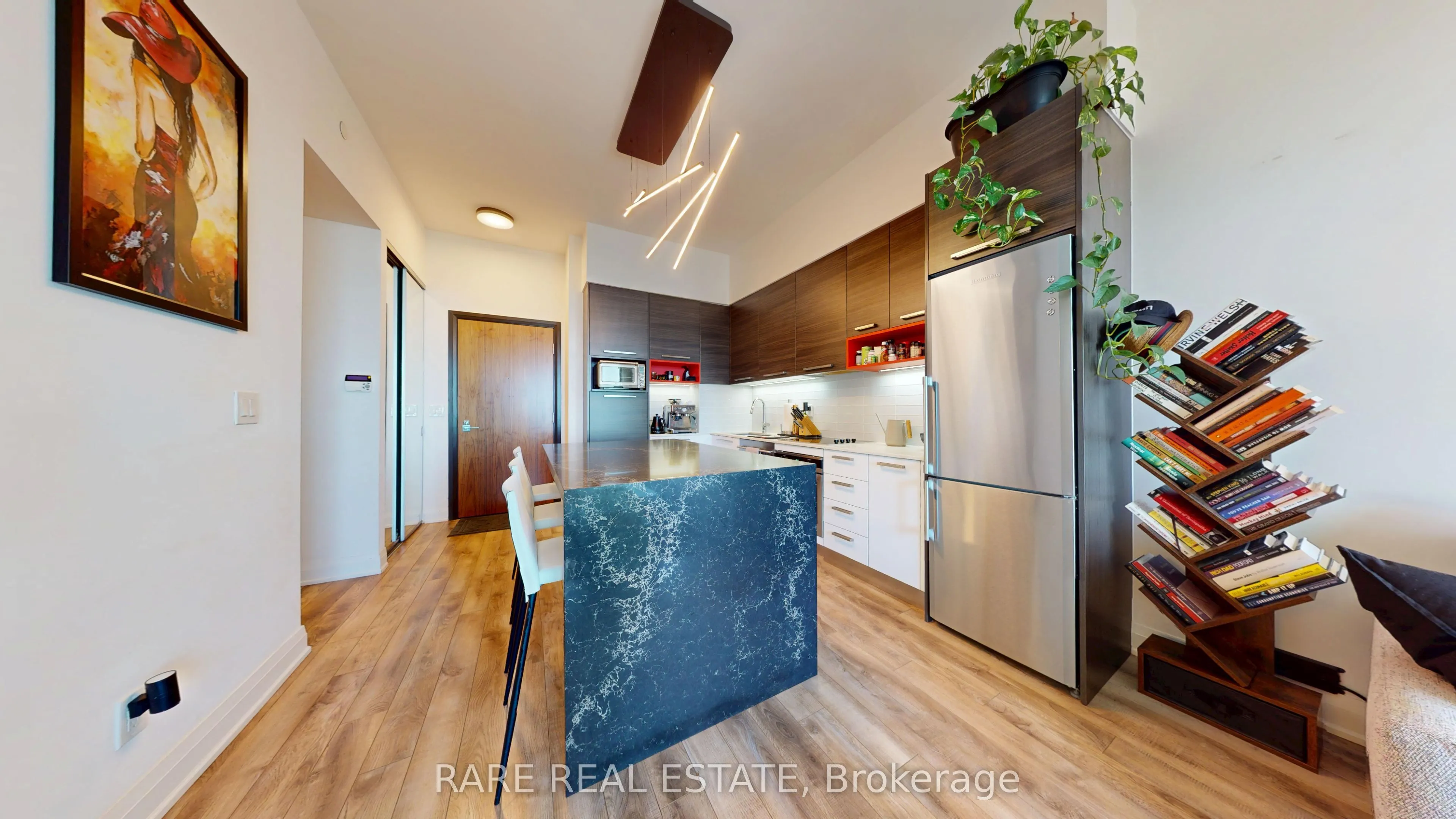 36 Park Lawn Road, #2102