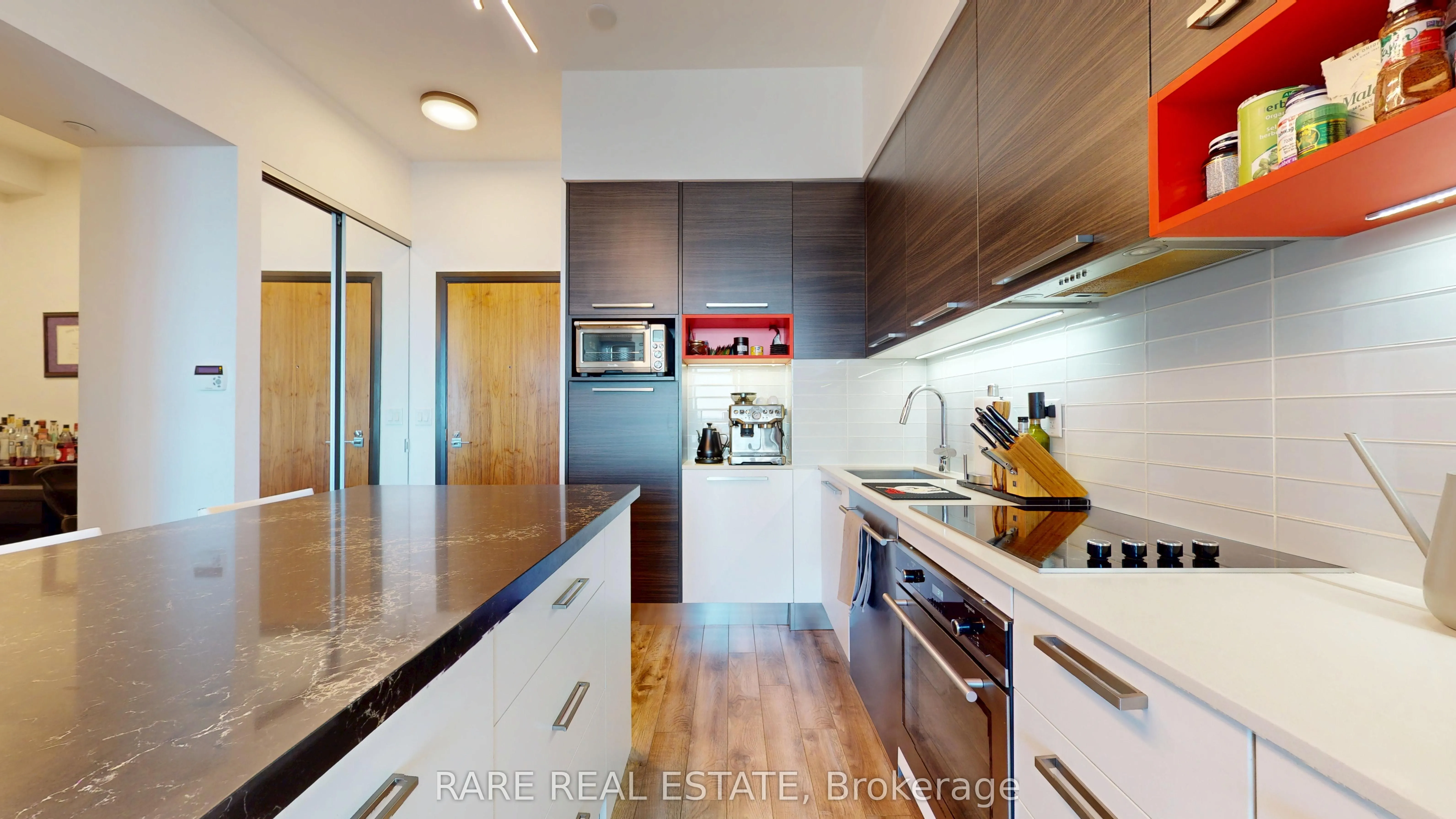36 Park Lawn Road, #2102