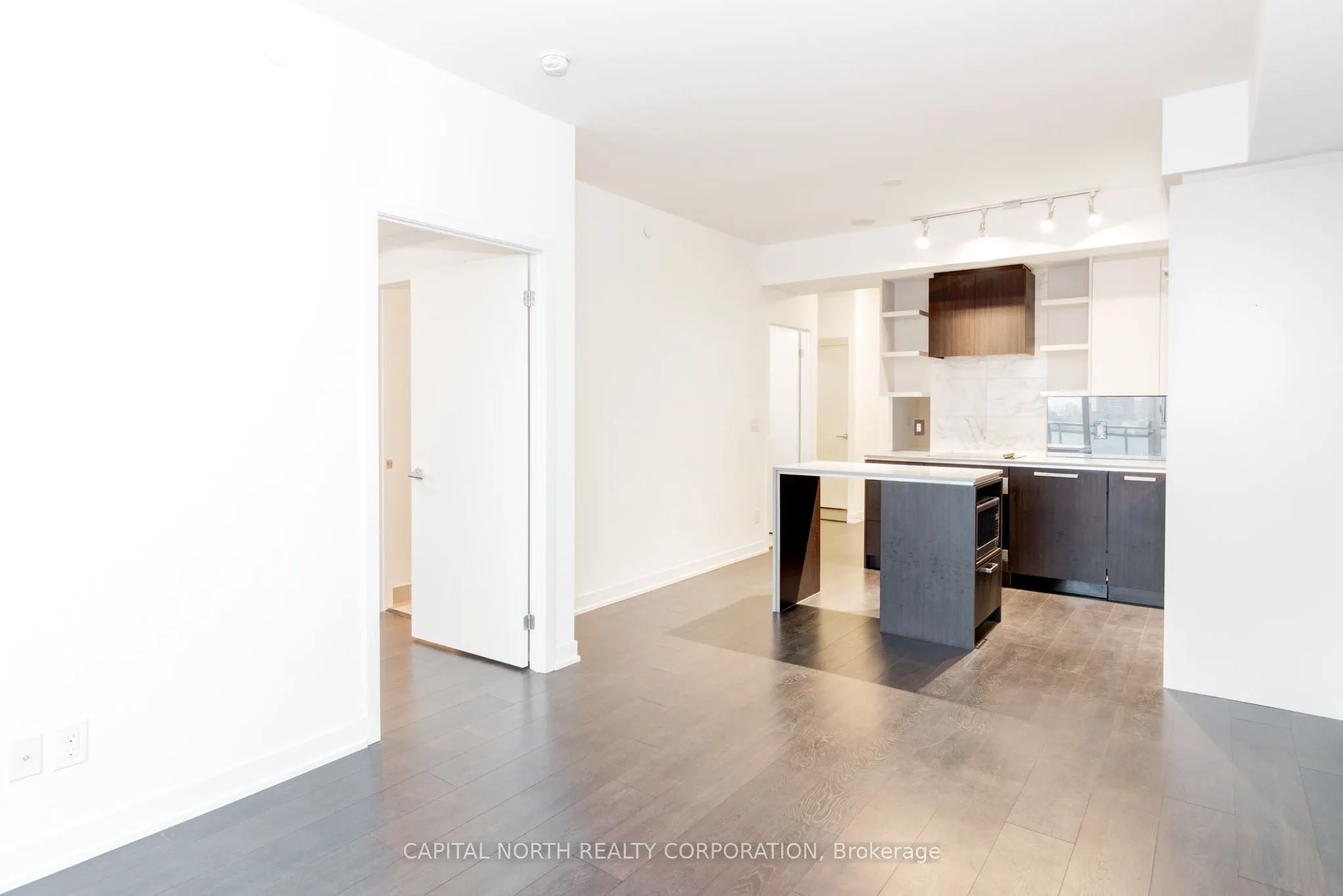1830 Bloor Street W, #707