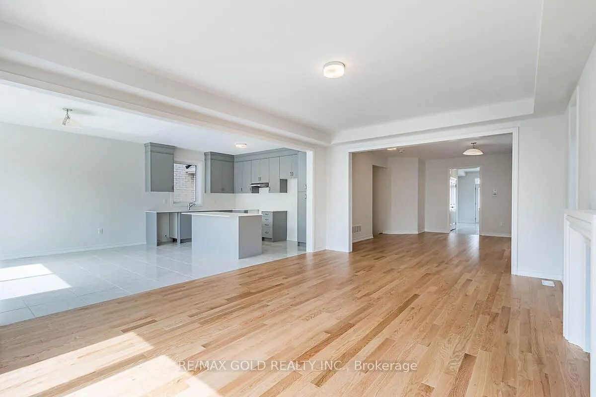 7 Dolomite Drive
