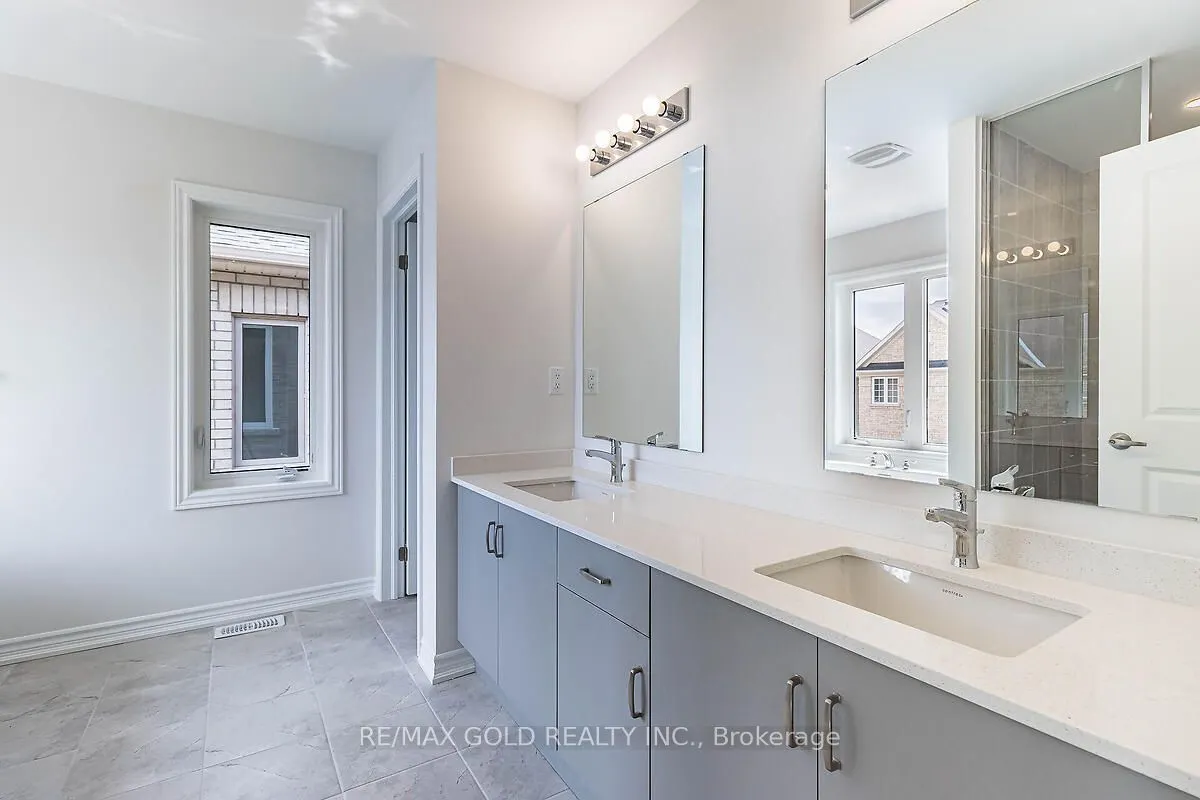 7 Dolomite Drive