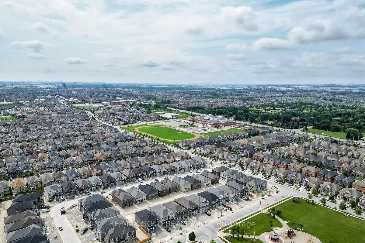 7 Dolomite Drive