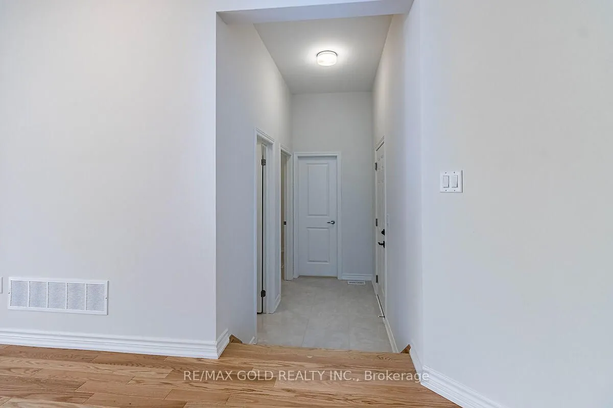 7 Dolomite Drive