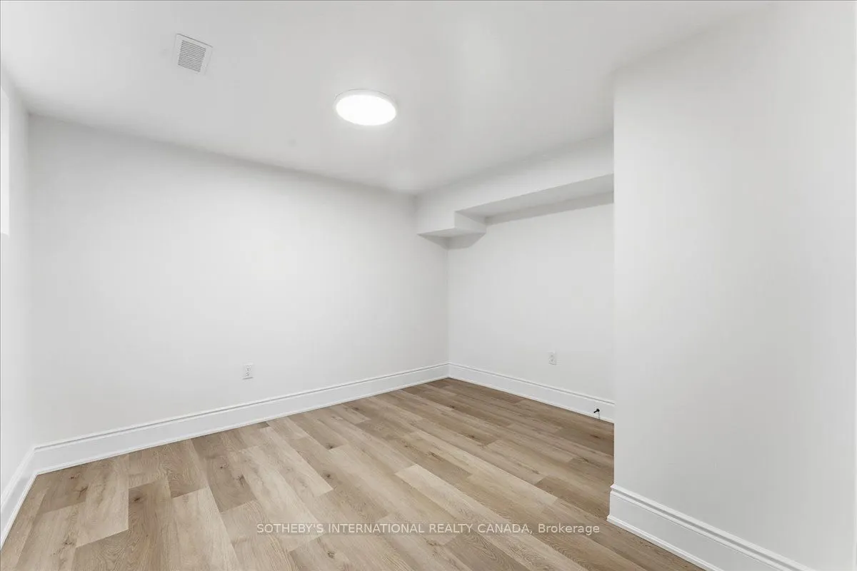 1209 Woodview Drive, #Bsmt