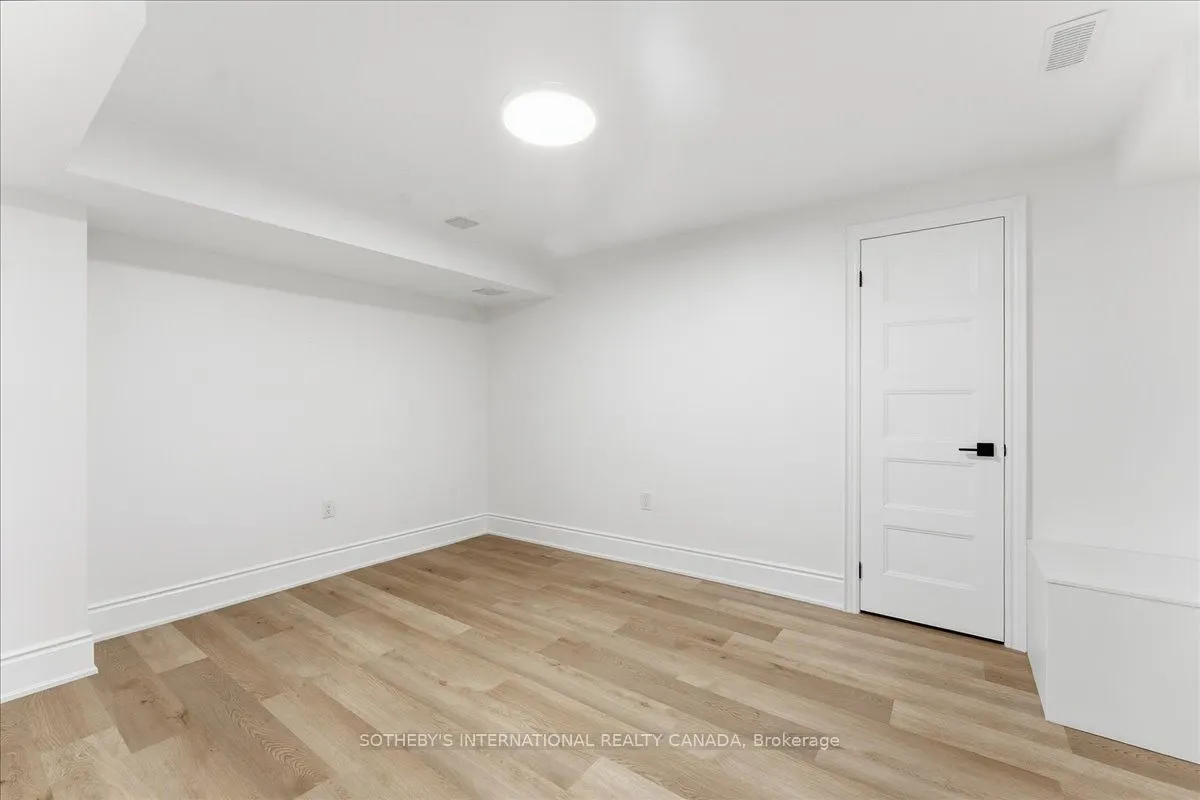 1209 Woodview Drive, #Bsmt