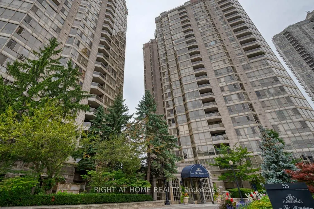55 Kingsbridge Garden Circle, #313