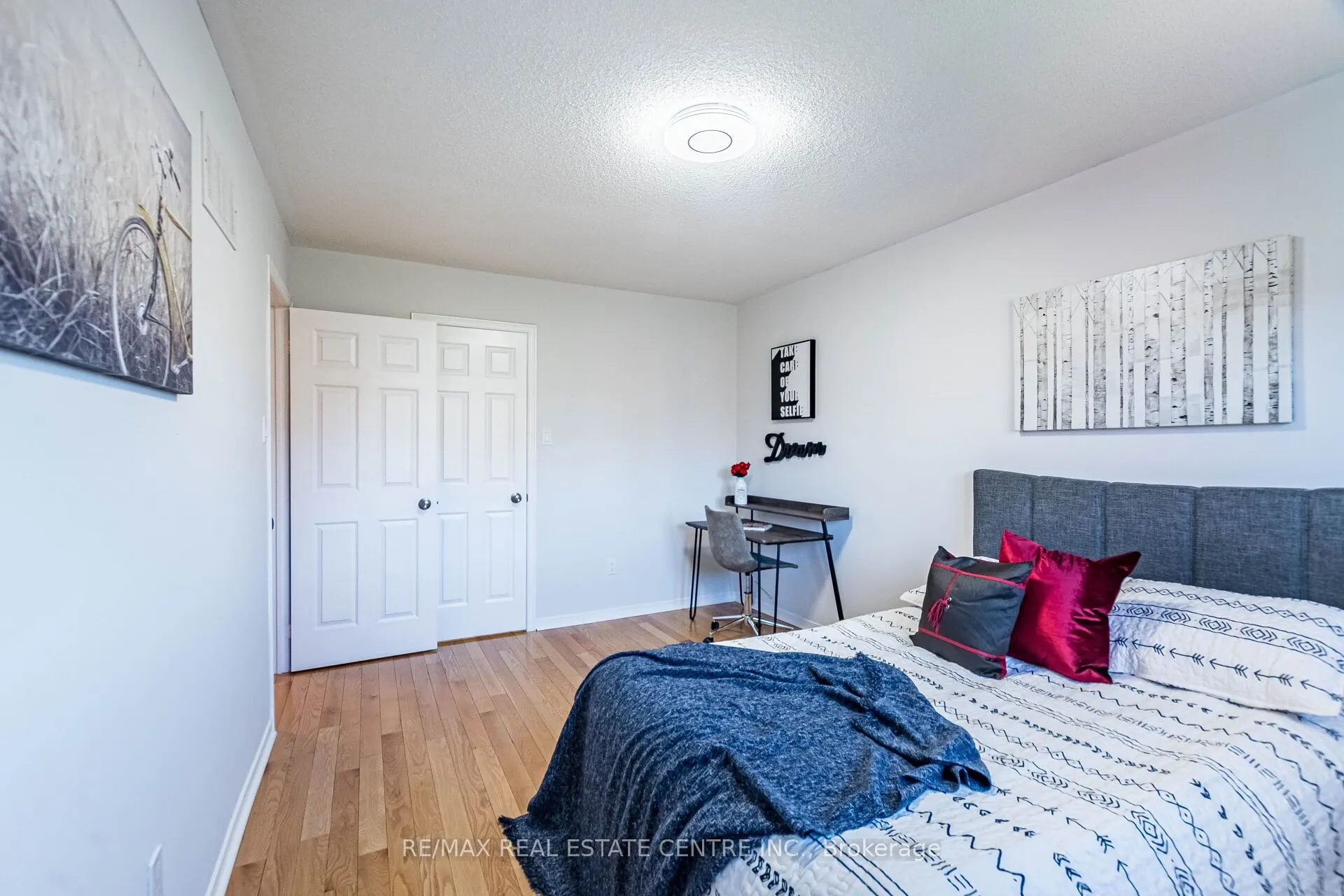 963 Summerbreeze Court