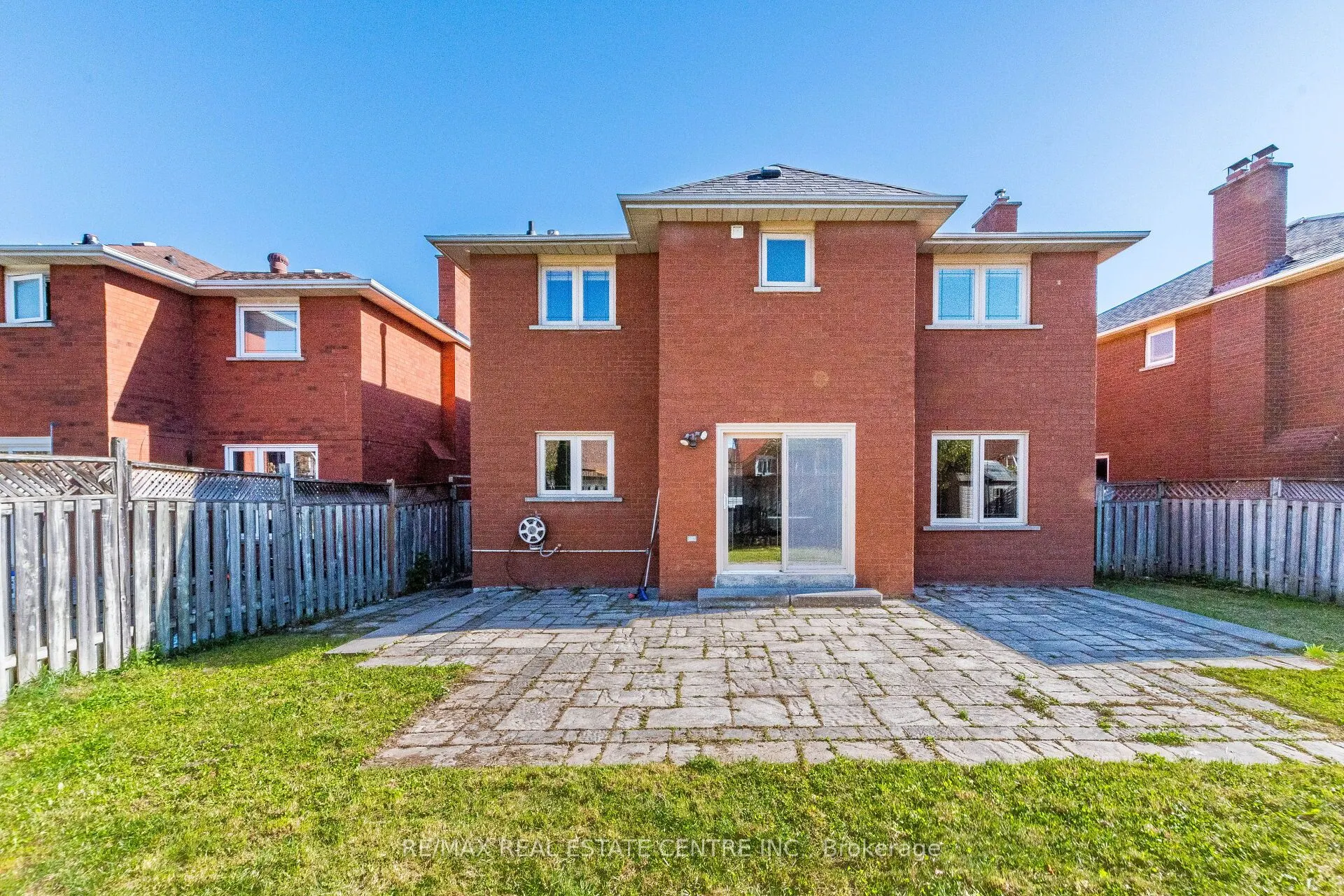 963 Summerbreeze Court