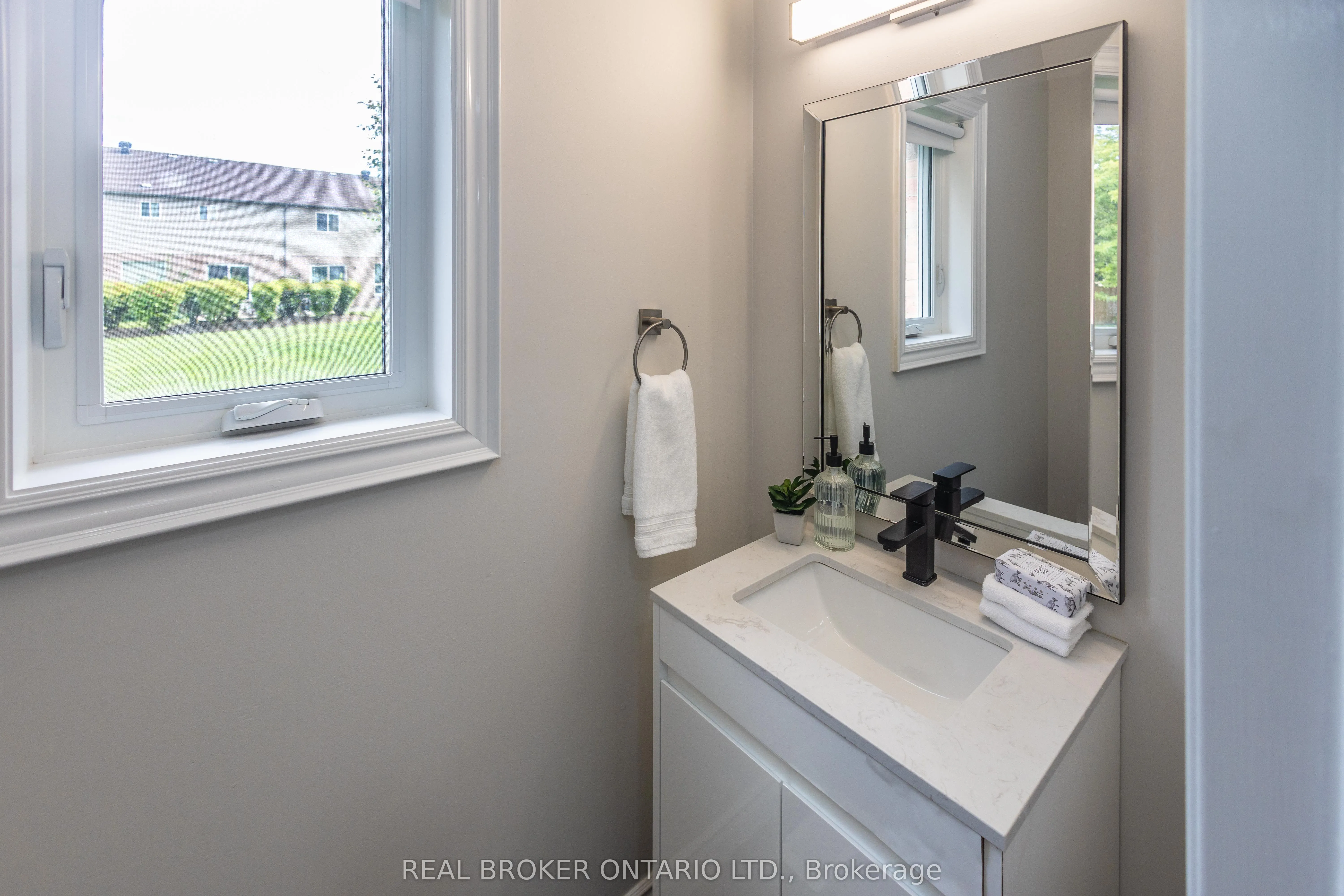 5255 Guildwood Way, #36