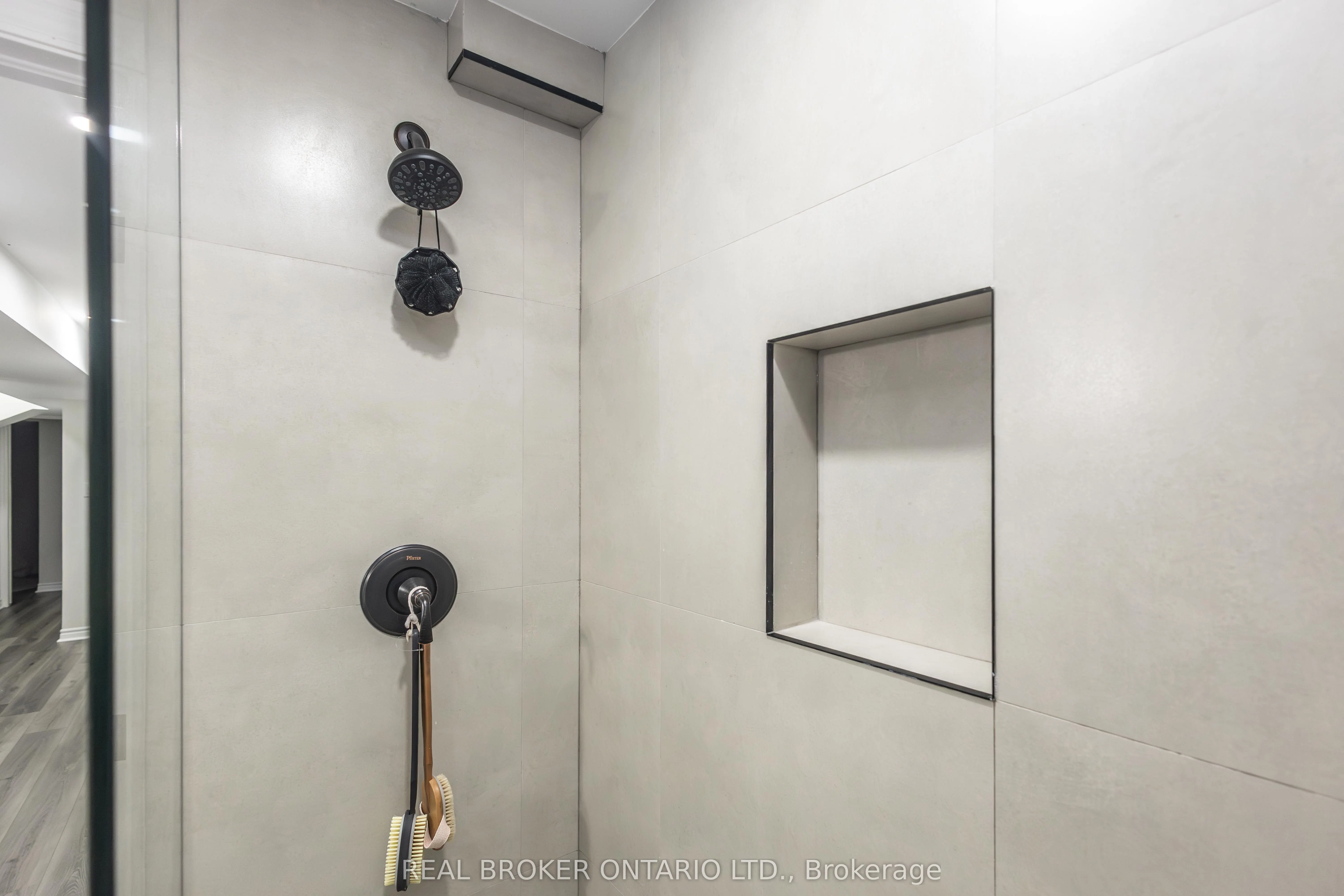 5255 Guildwood Way, #36