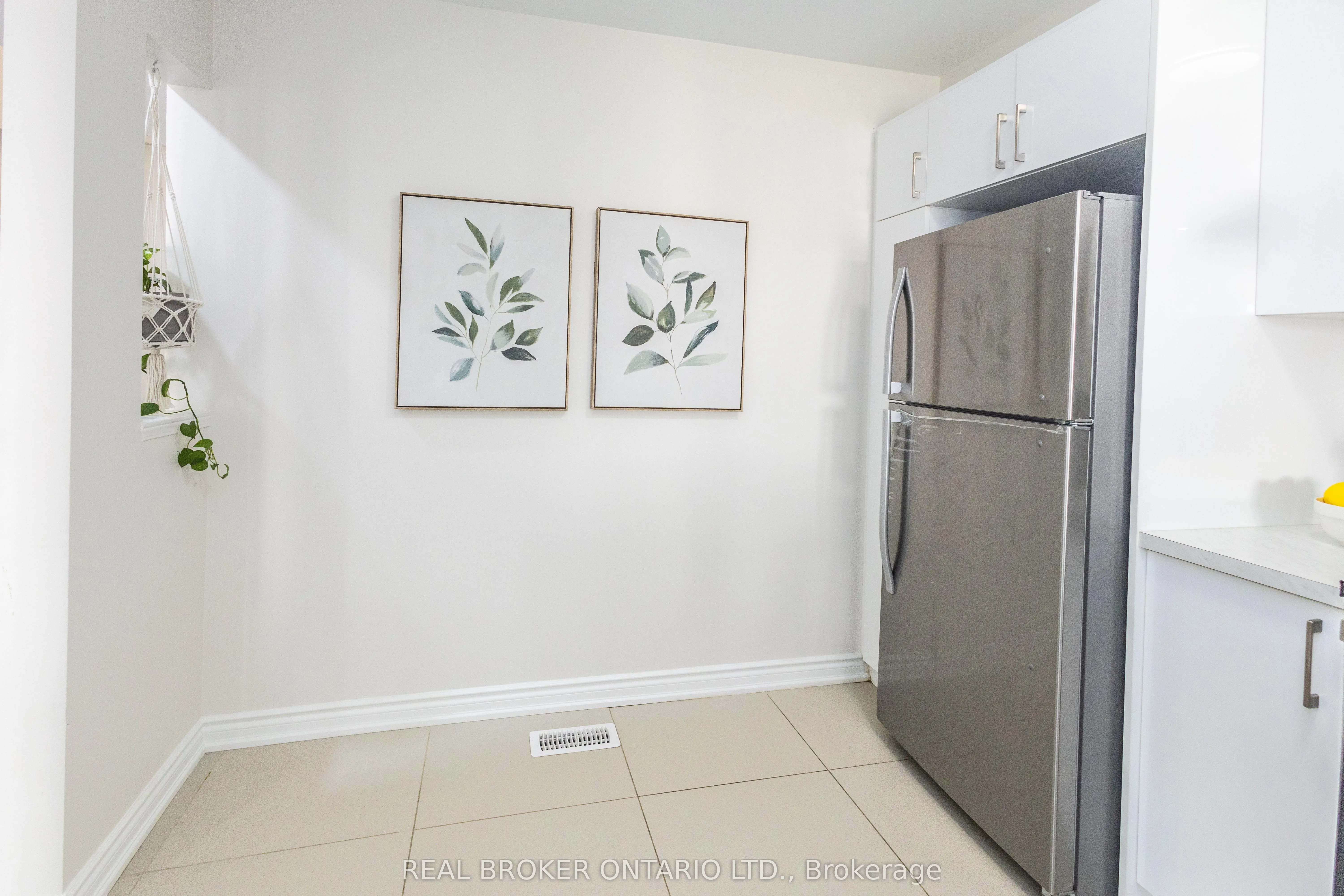 5255 Guildwood Way, #36