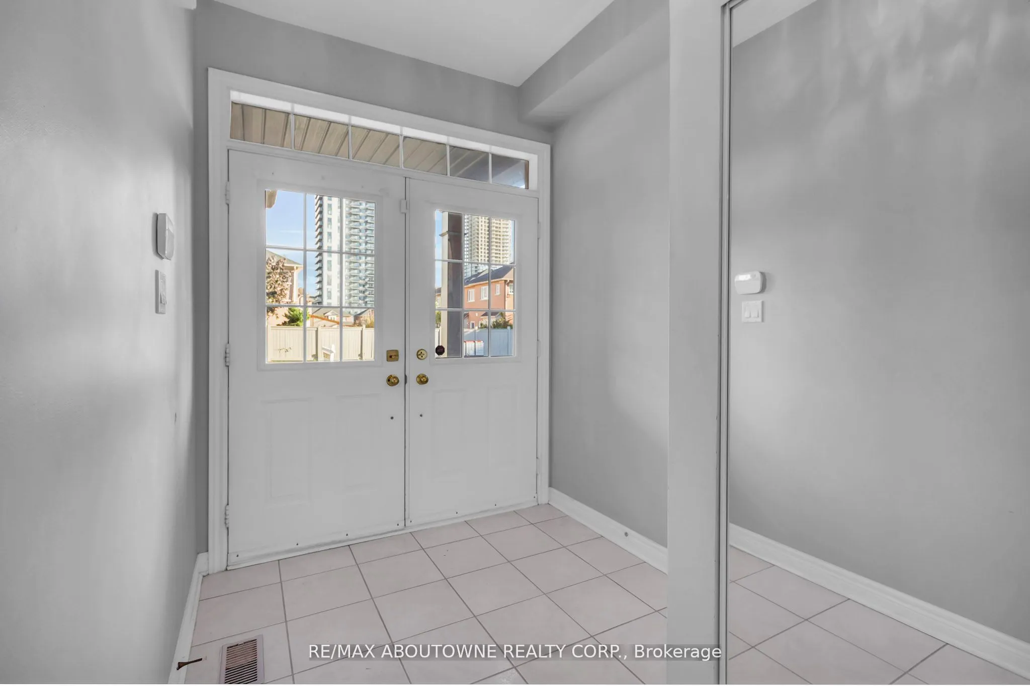 128 Breton Avenue, #Upper