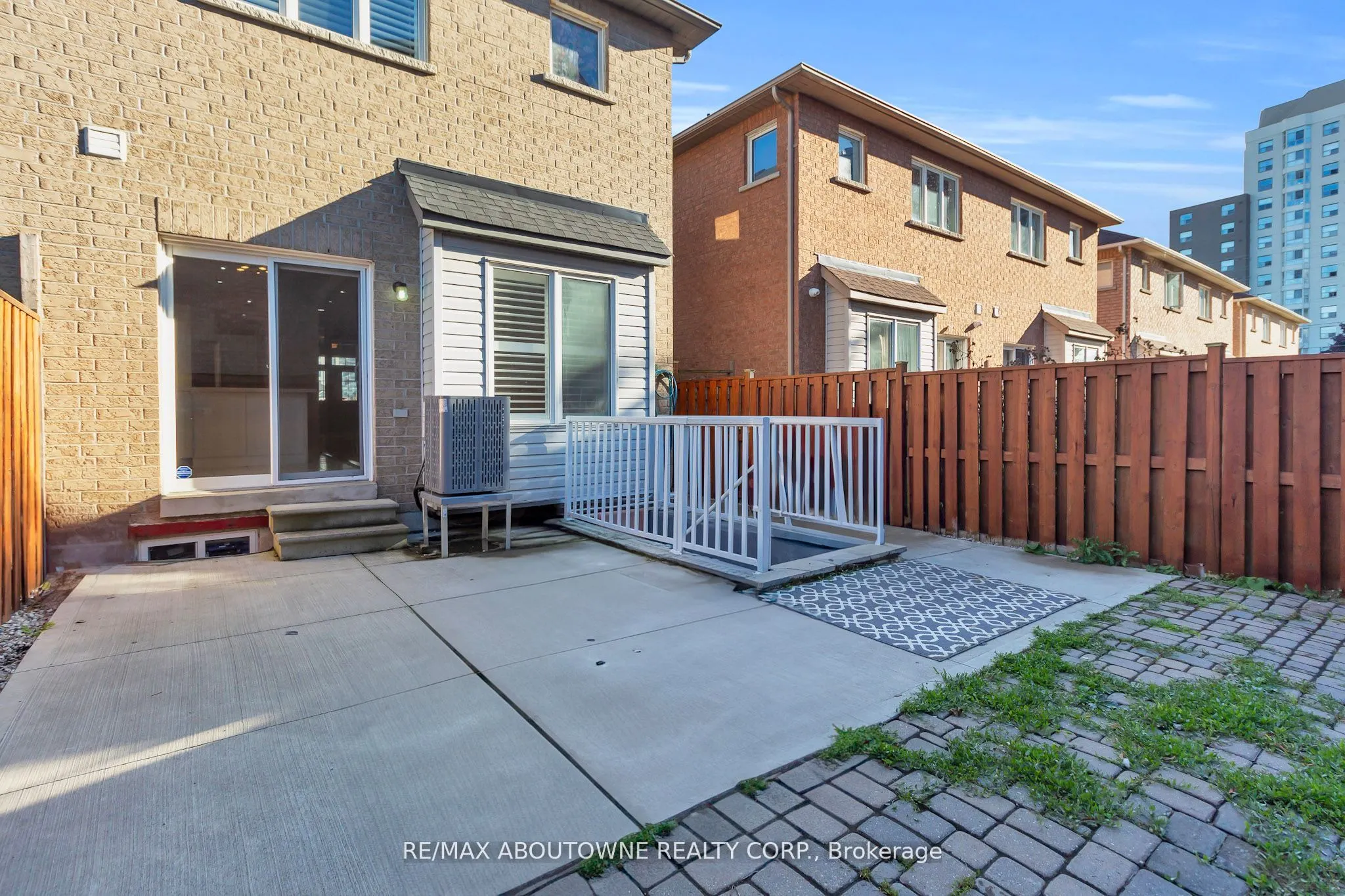 128 Breton Avenue, #Upper