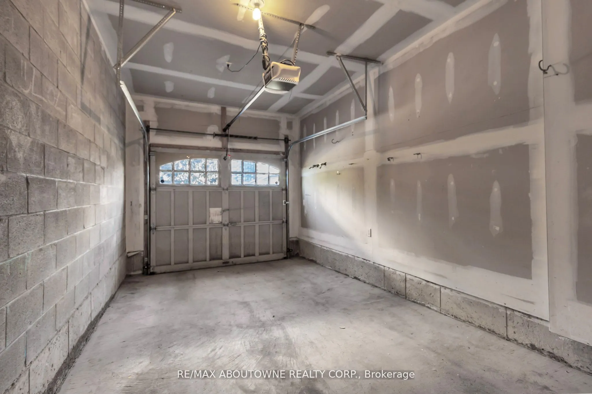 128 Breton Avenue, #Upper