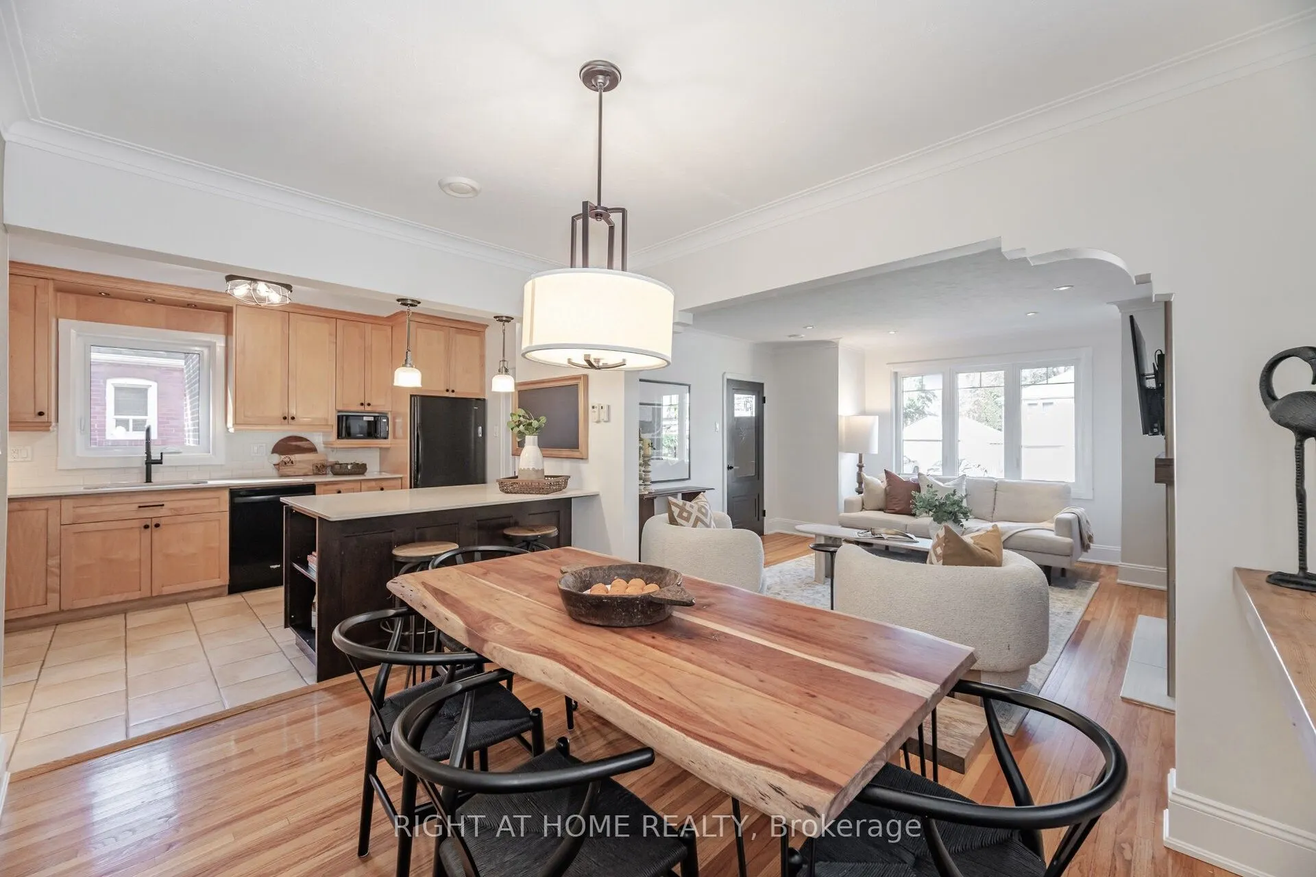 75 Emerald Crescent