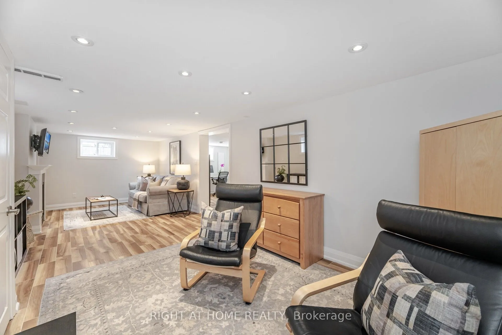 75 Emerald Crescent
