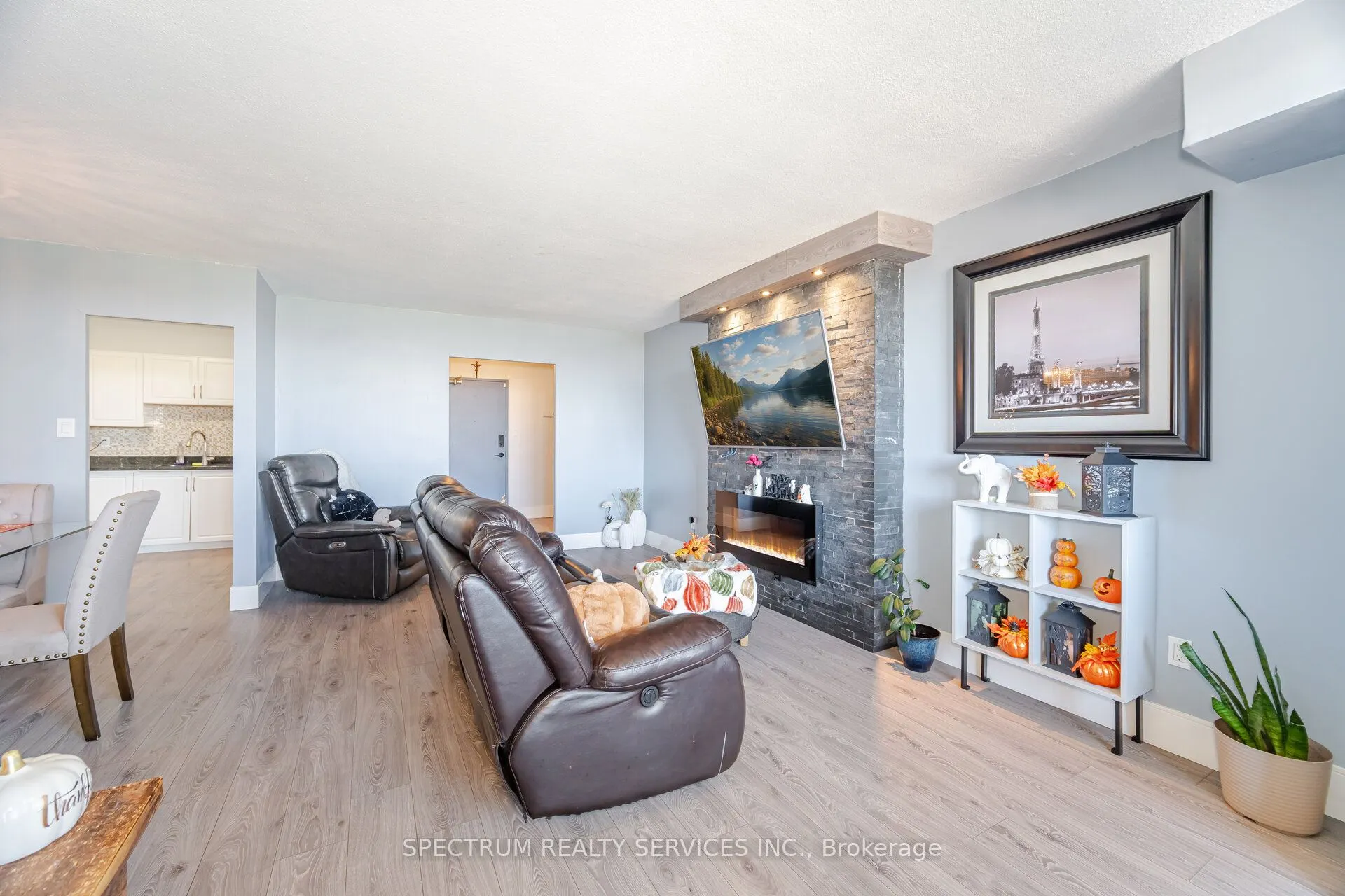 85 Emmett Avenue, #1210