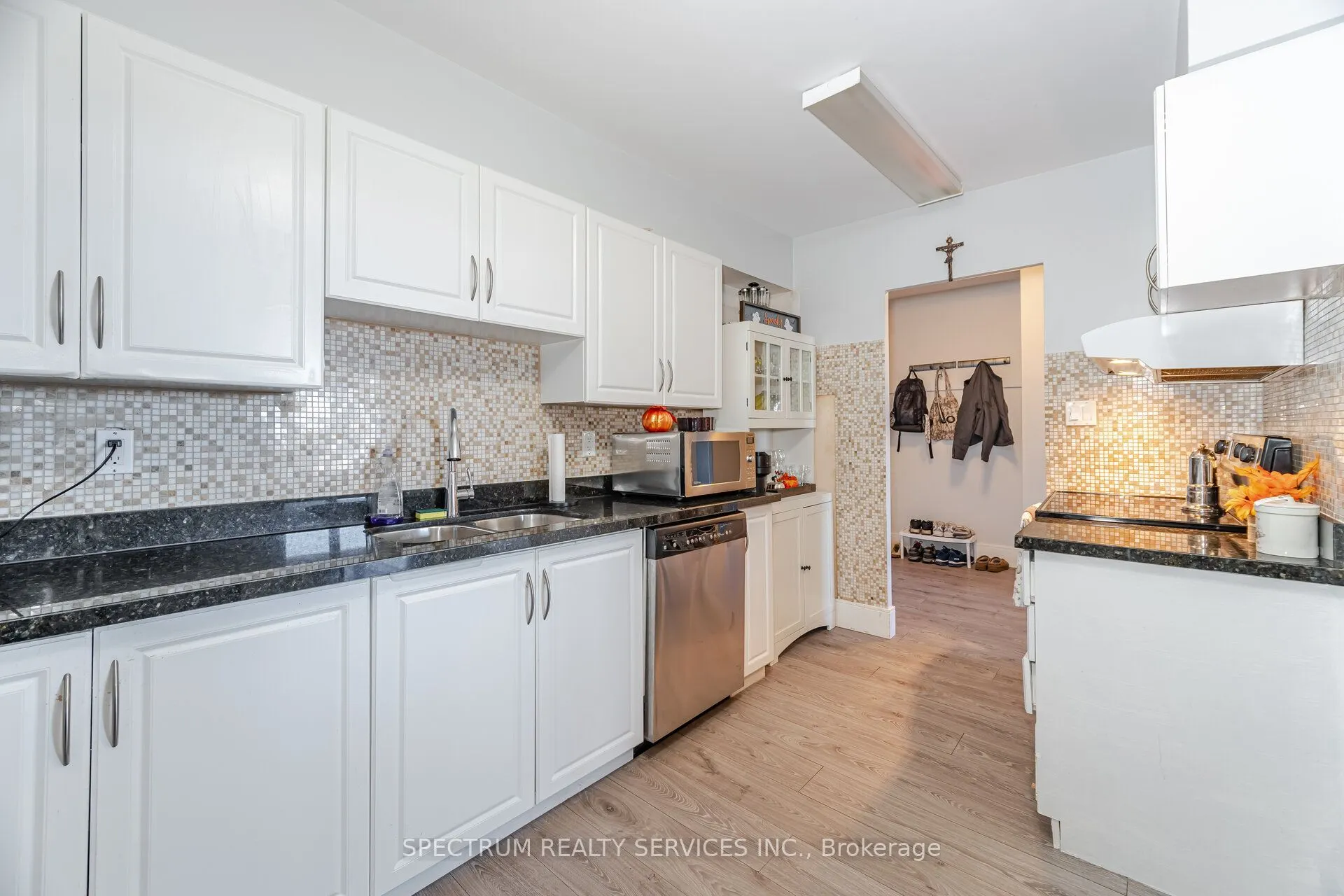 85 Emmett Avenue, #1210