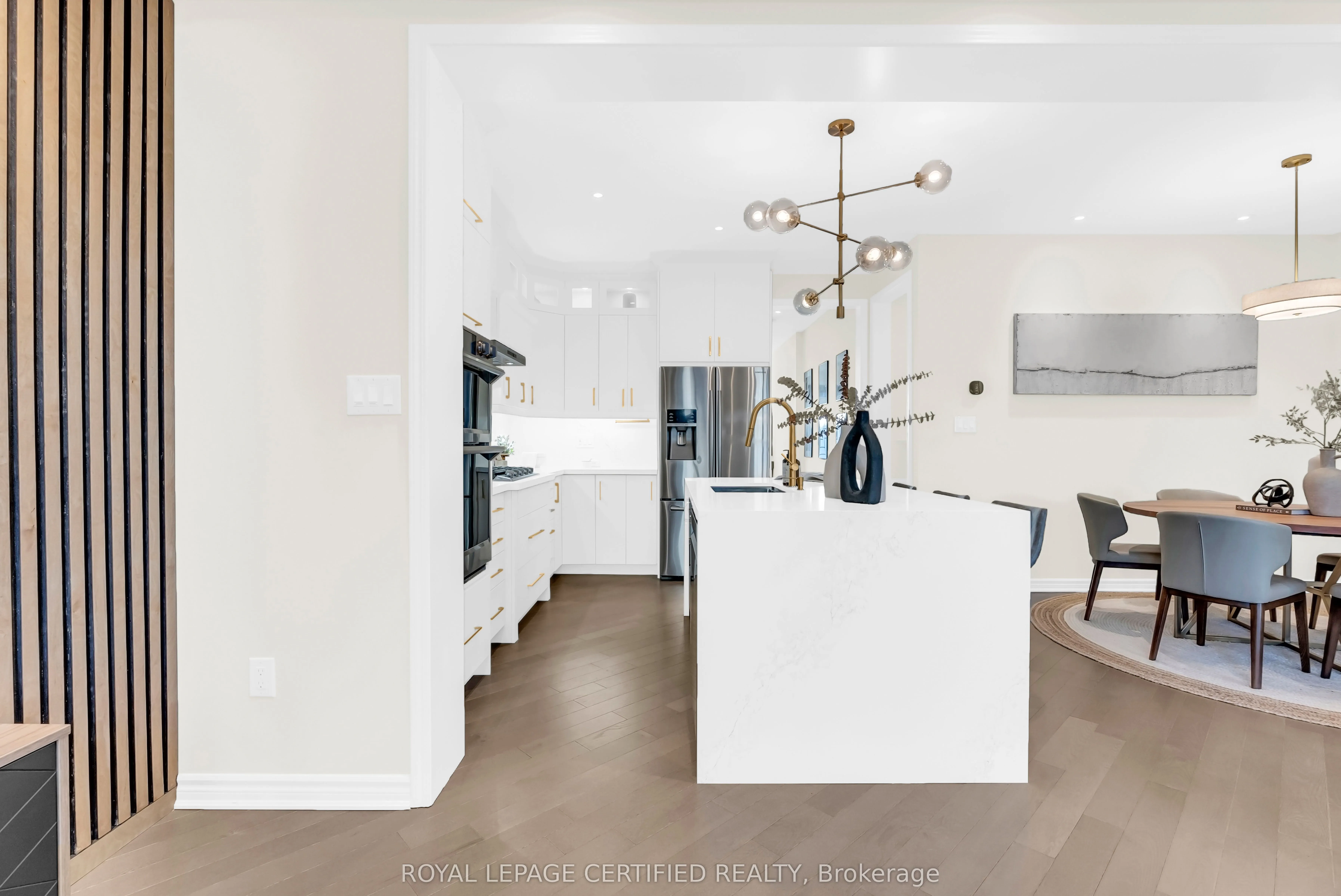 1433 Sycamore Garden