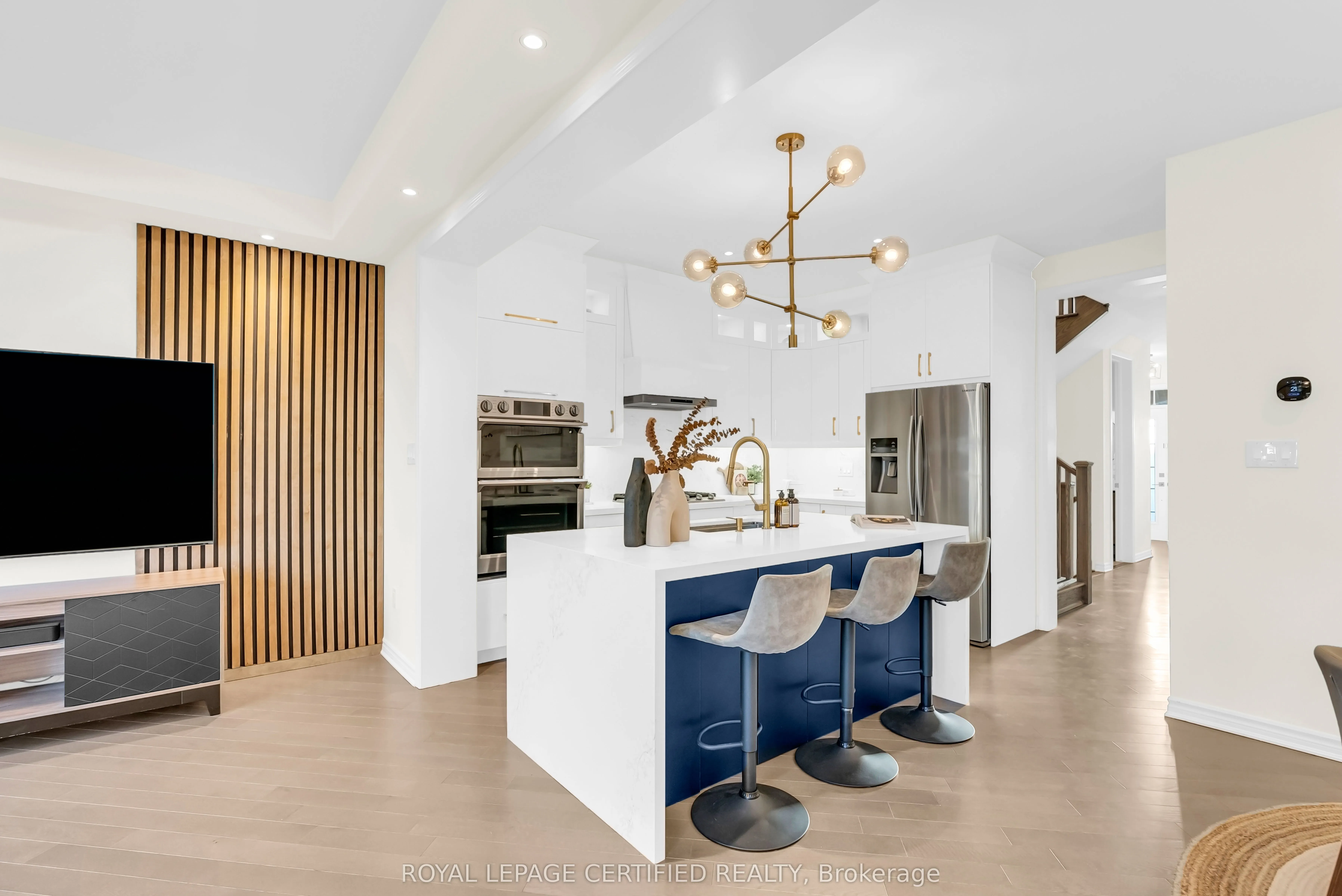 1433 Sycamore Garden
