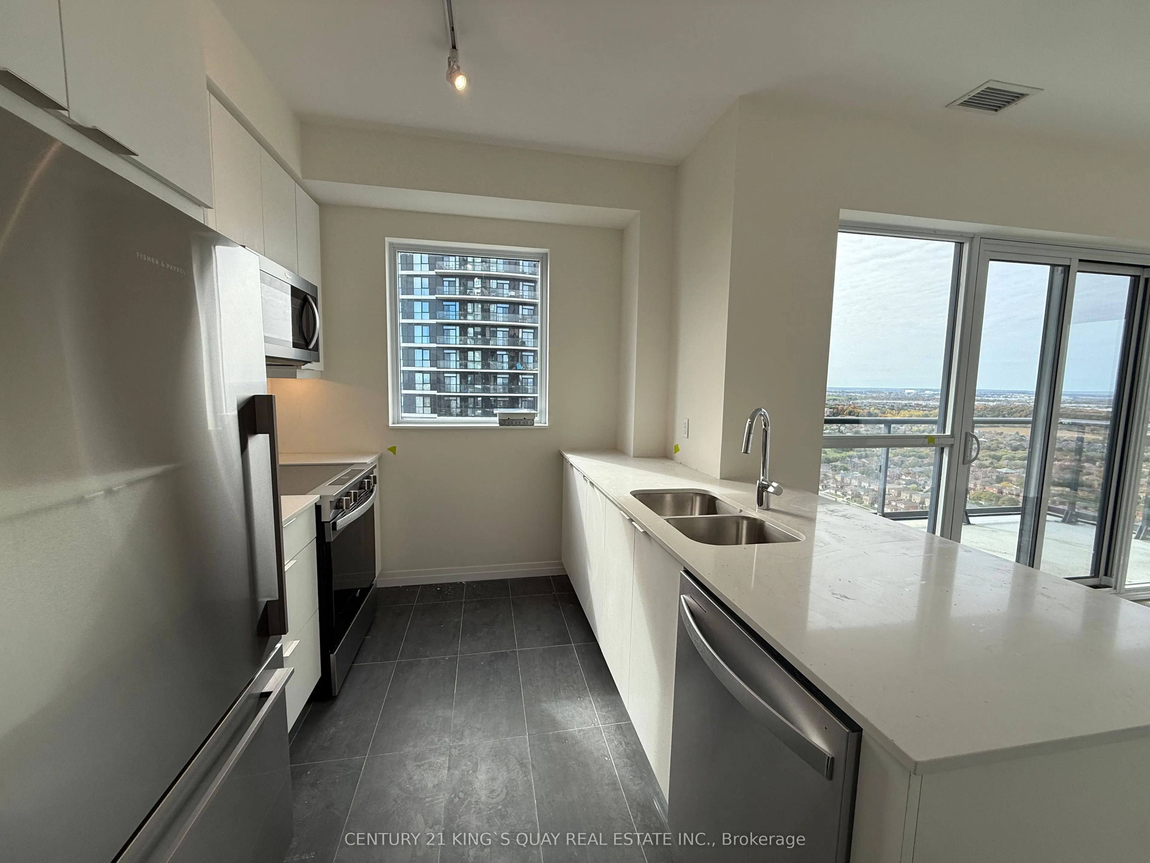 15 Watergarden Drive, #2806