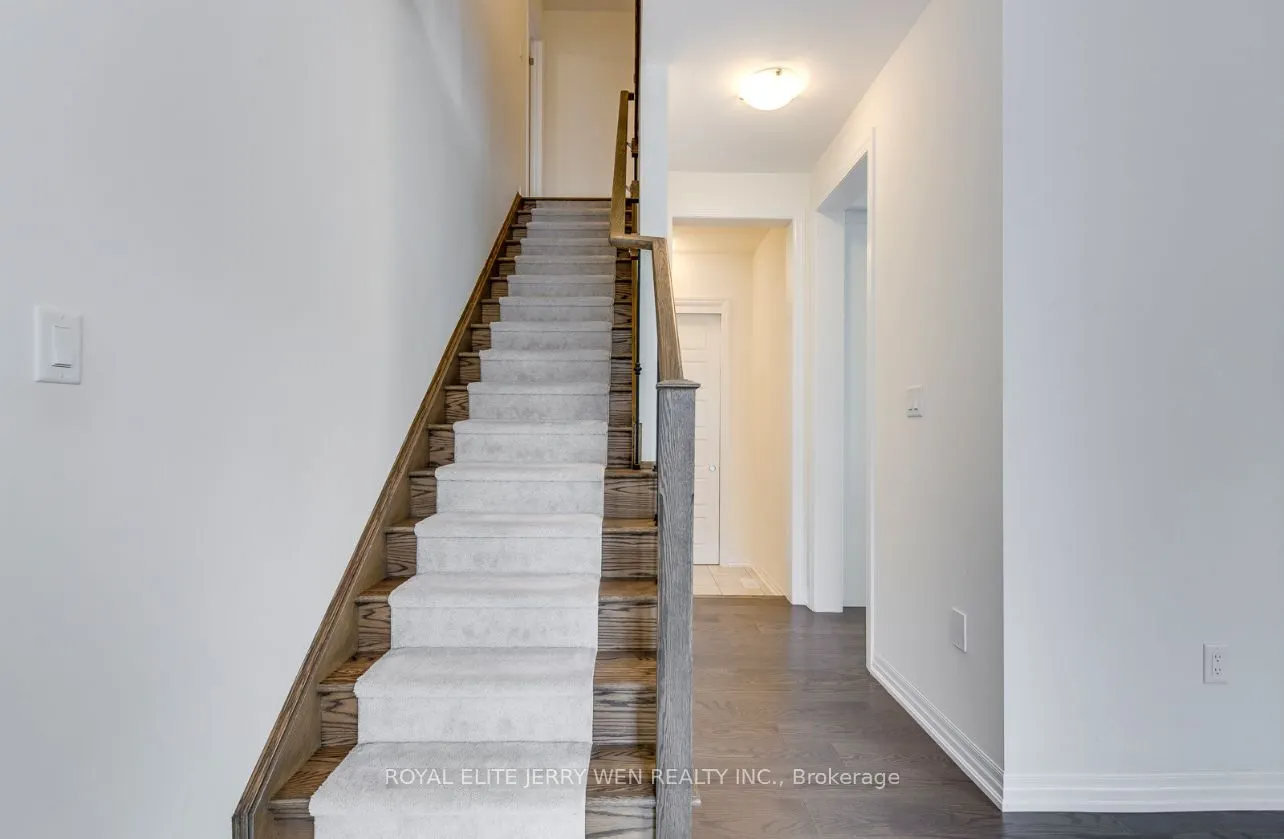386 Dahlia Trail